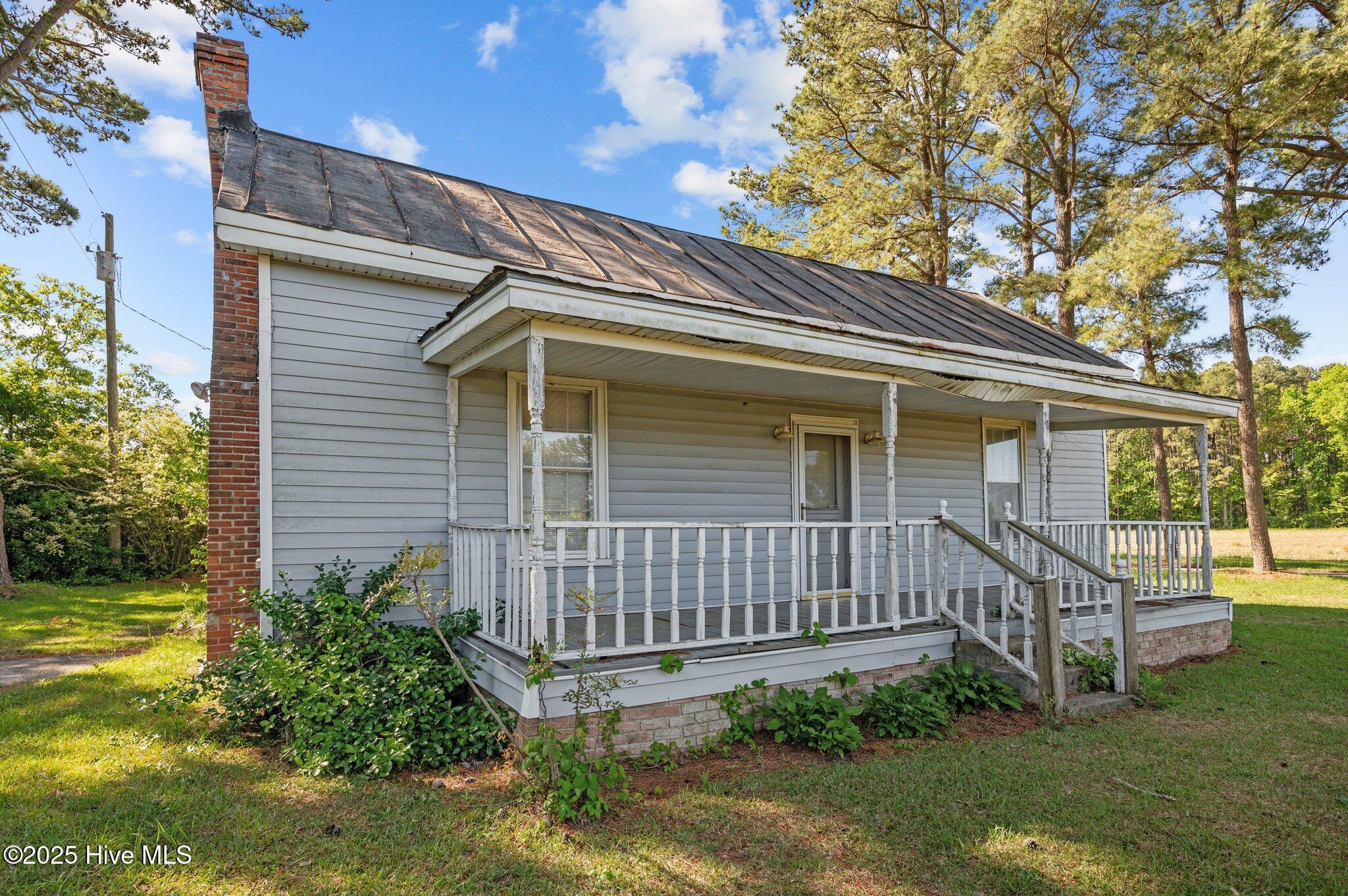 Homes for sale in Greenville, NC | 2749 Bruce Strickland Rd, Greenville, NC 27834 | MLS# 100505247