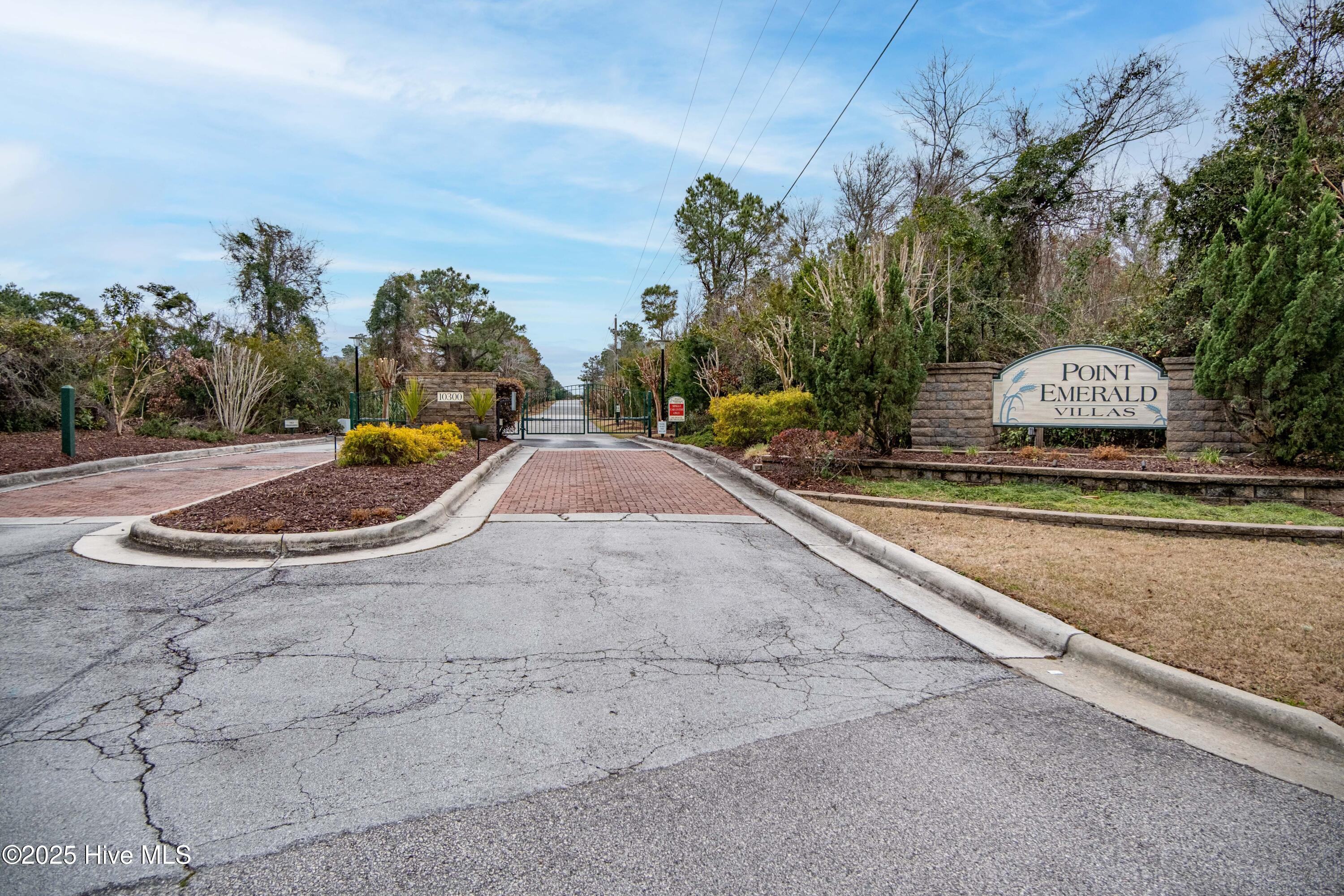 100494950 | Photo 42