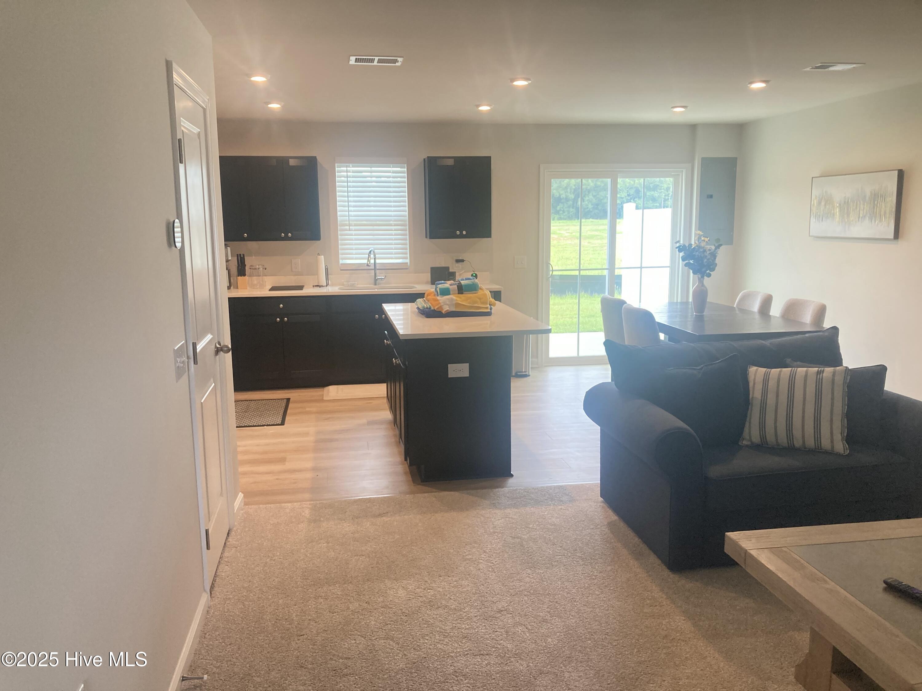 100525774 | Photo 17