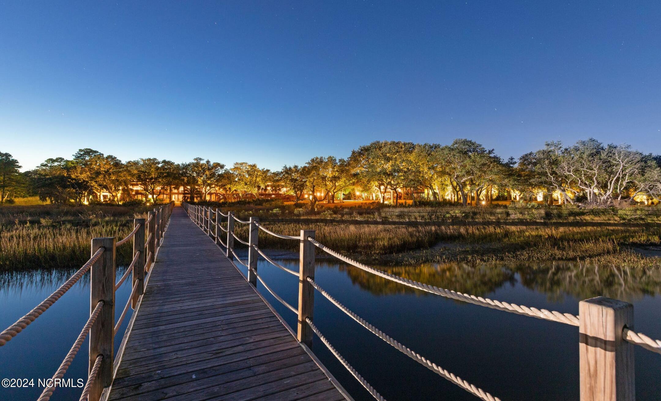 100463801 | Photo 22