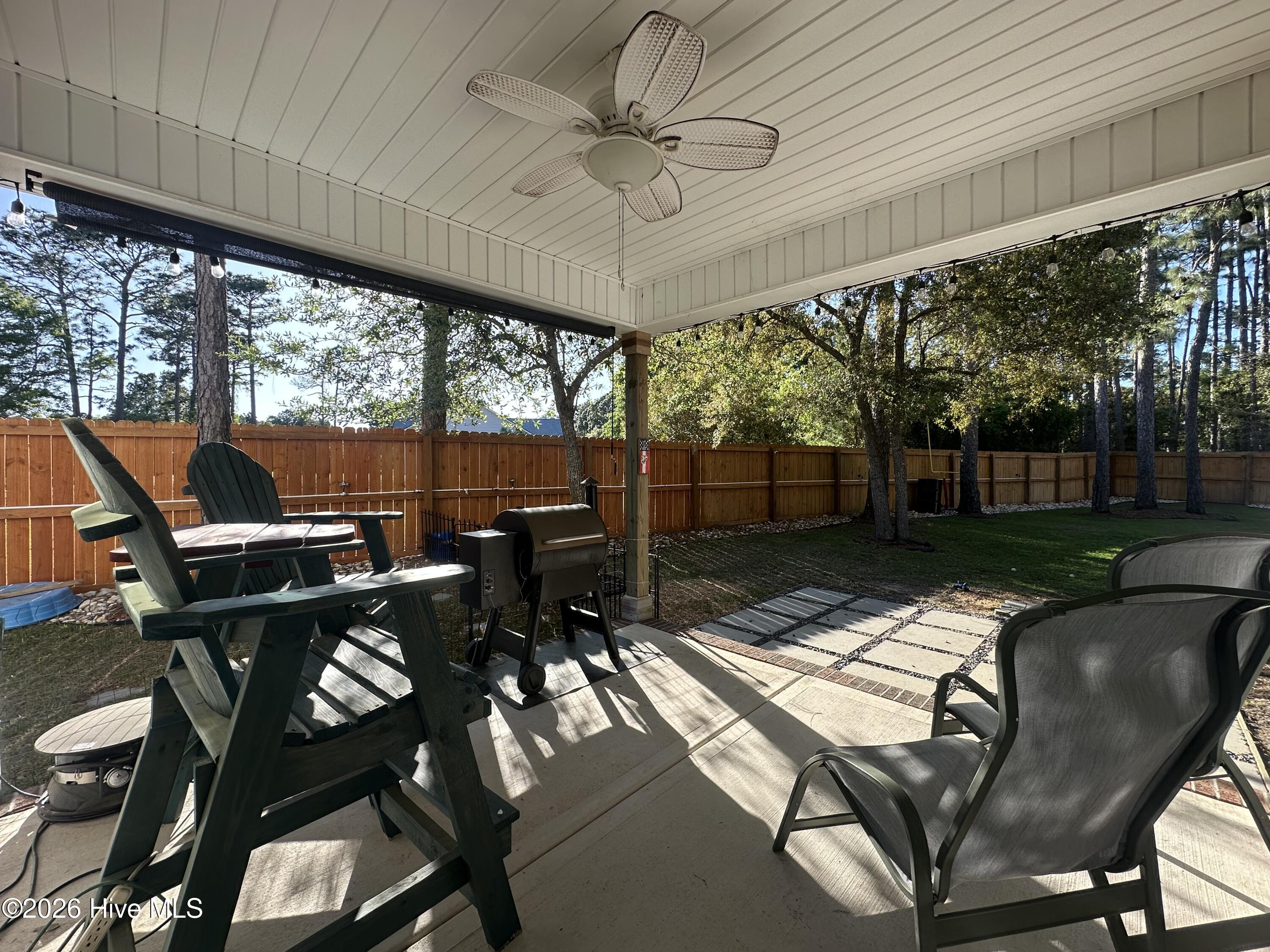 225 Winding Creek Way,Hubert
