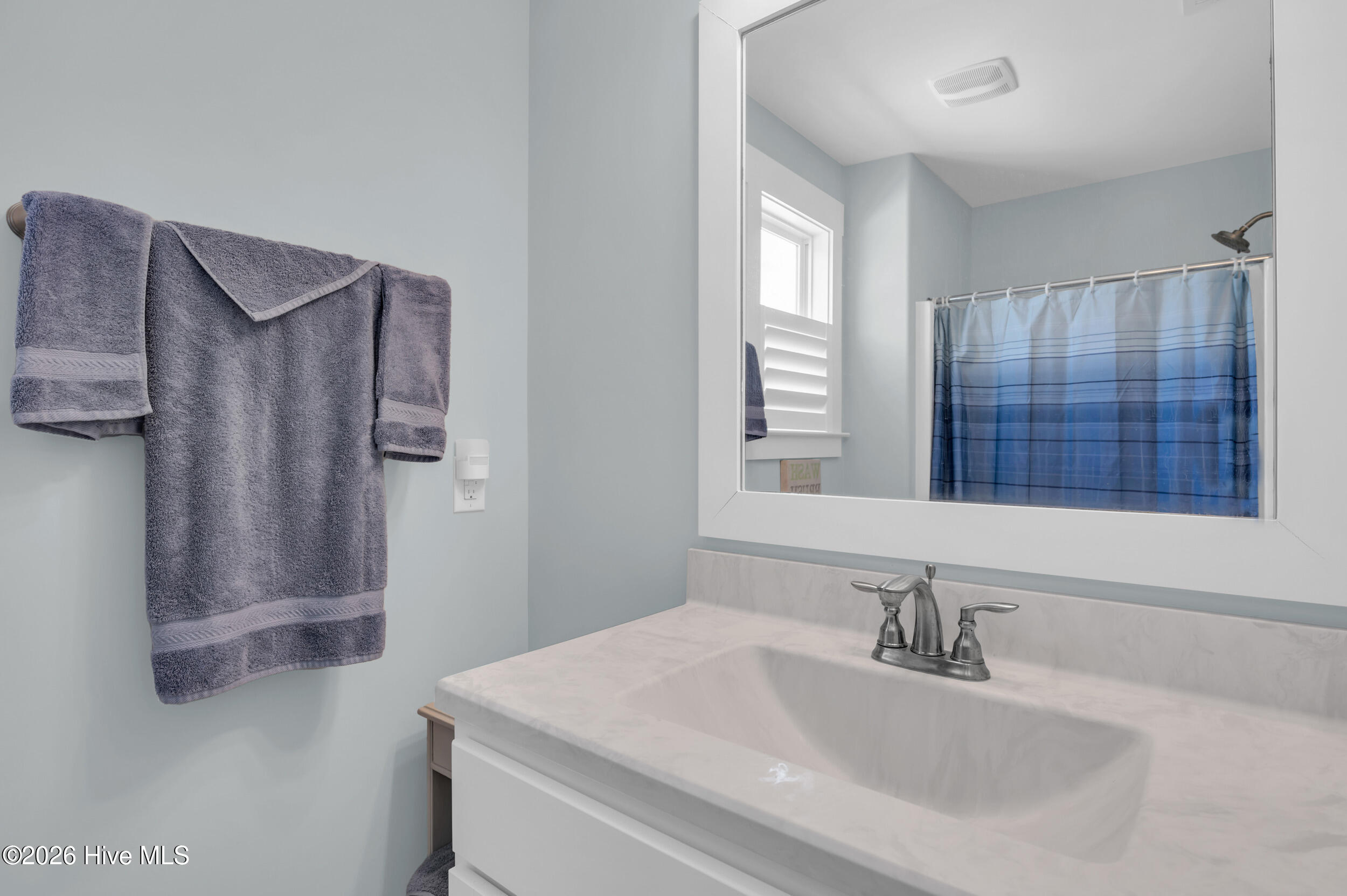 100550719 | Photo 39