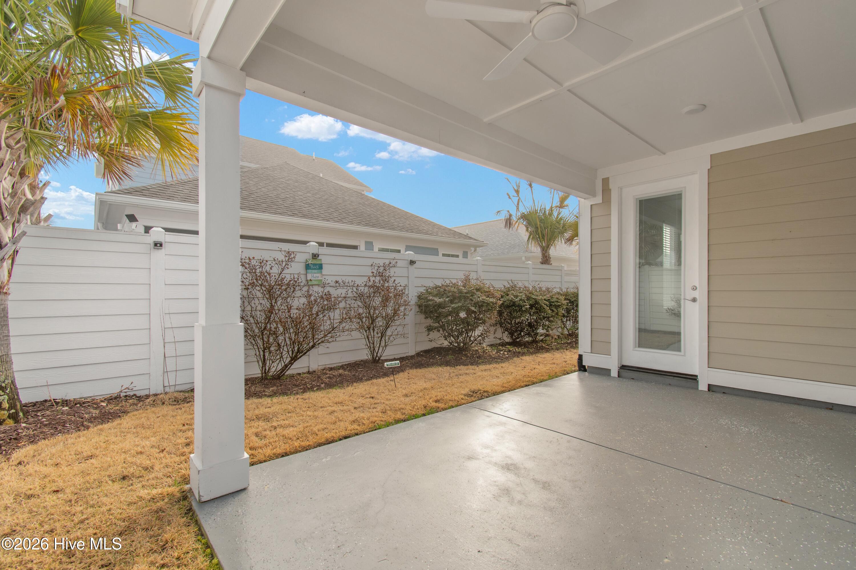 100558593 | Photo 12