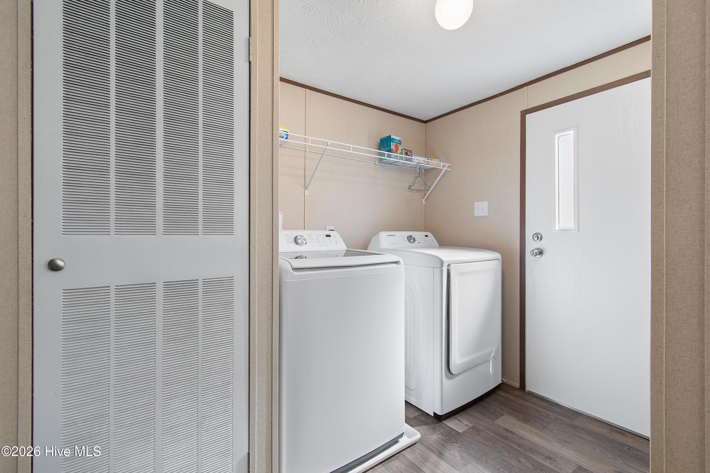 100563452 | Photo 18