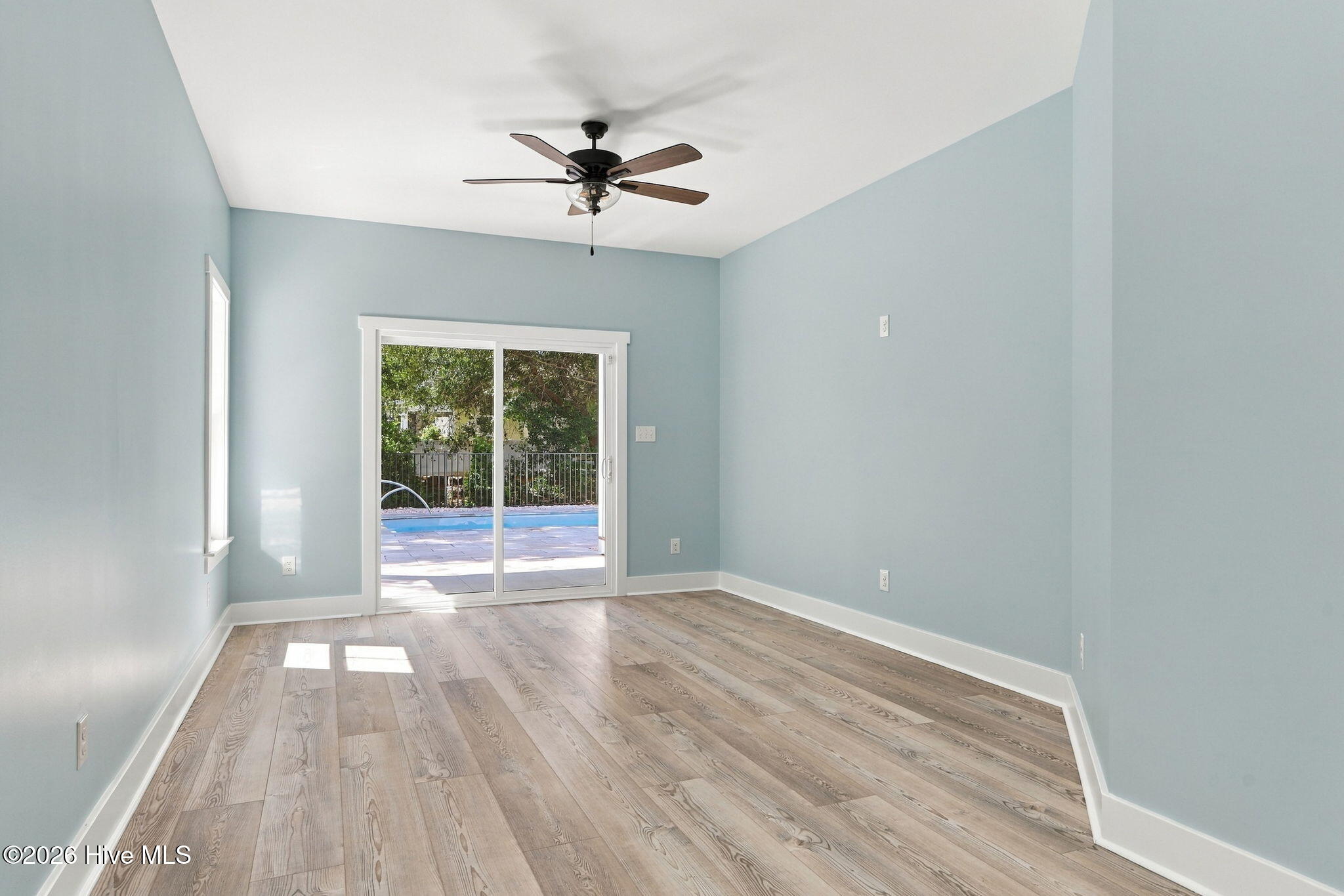 405 Emerald Landing 