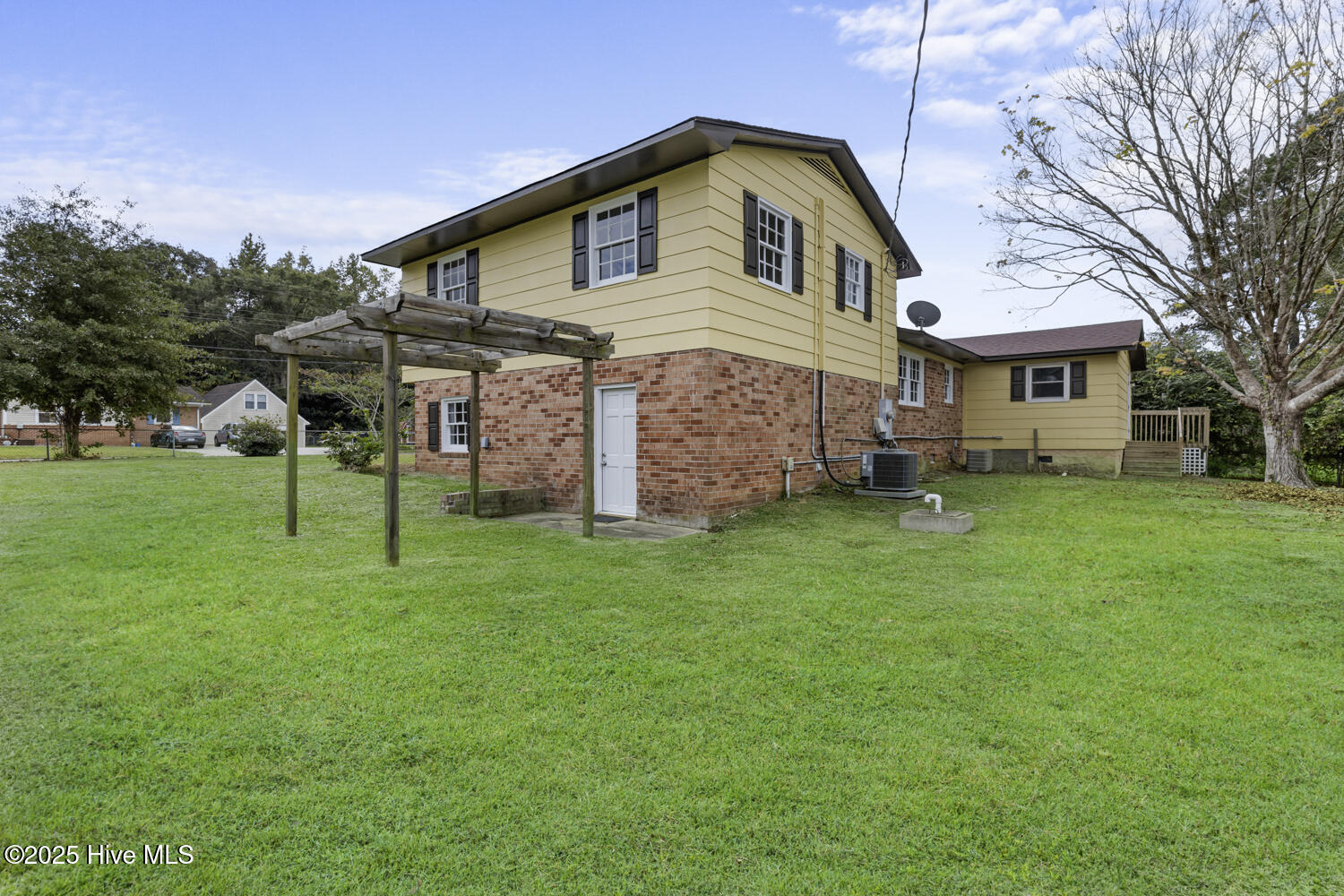 100534316 | Photo 39