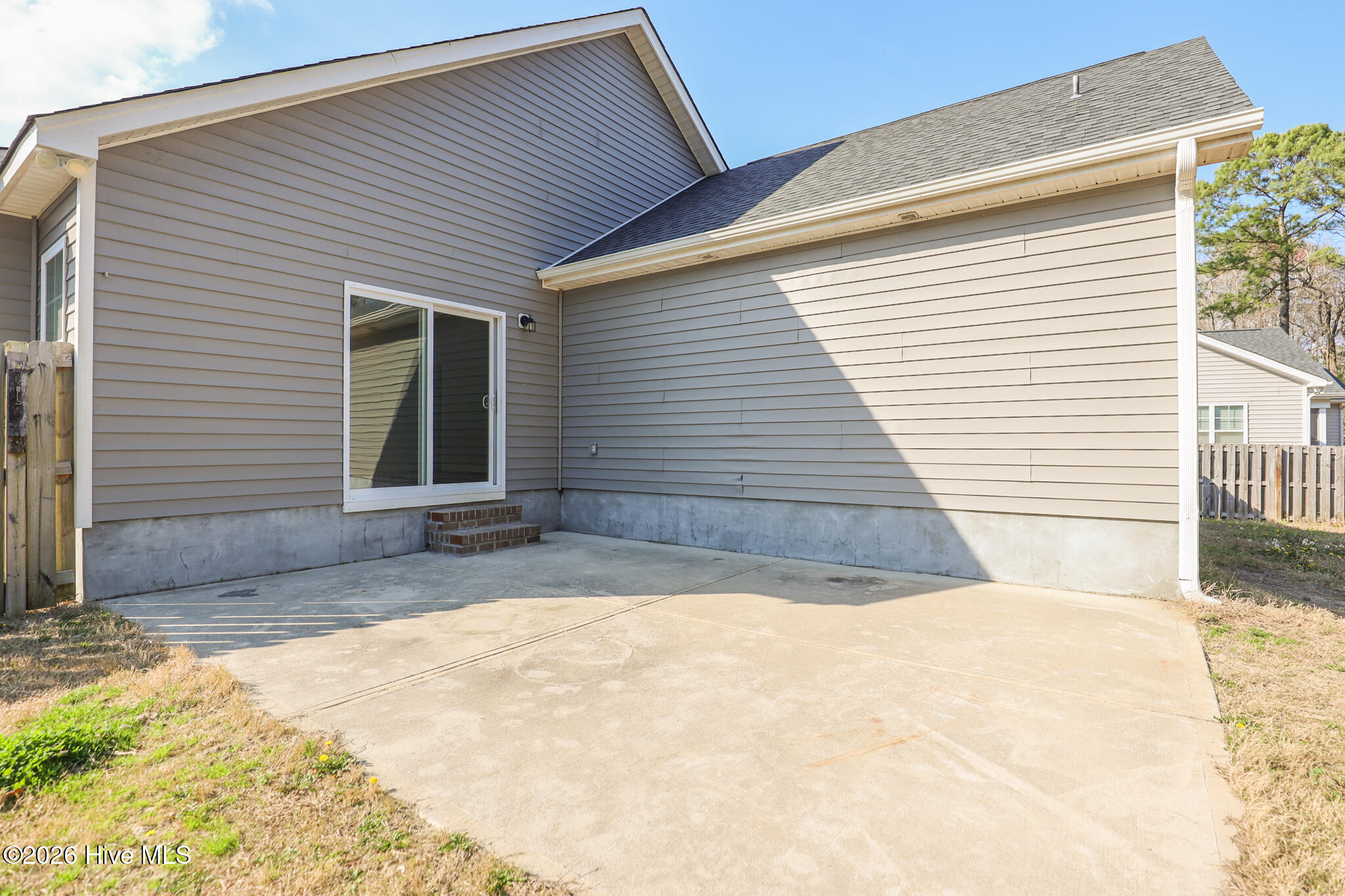 100559393 | Photo 38