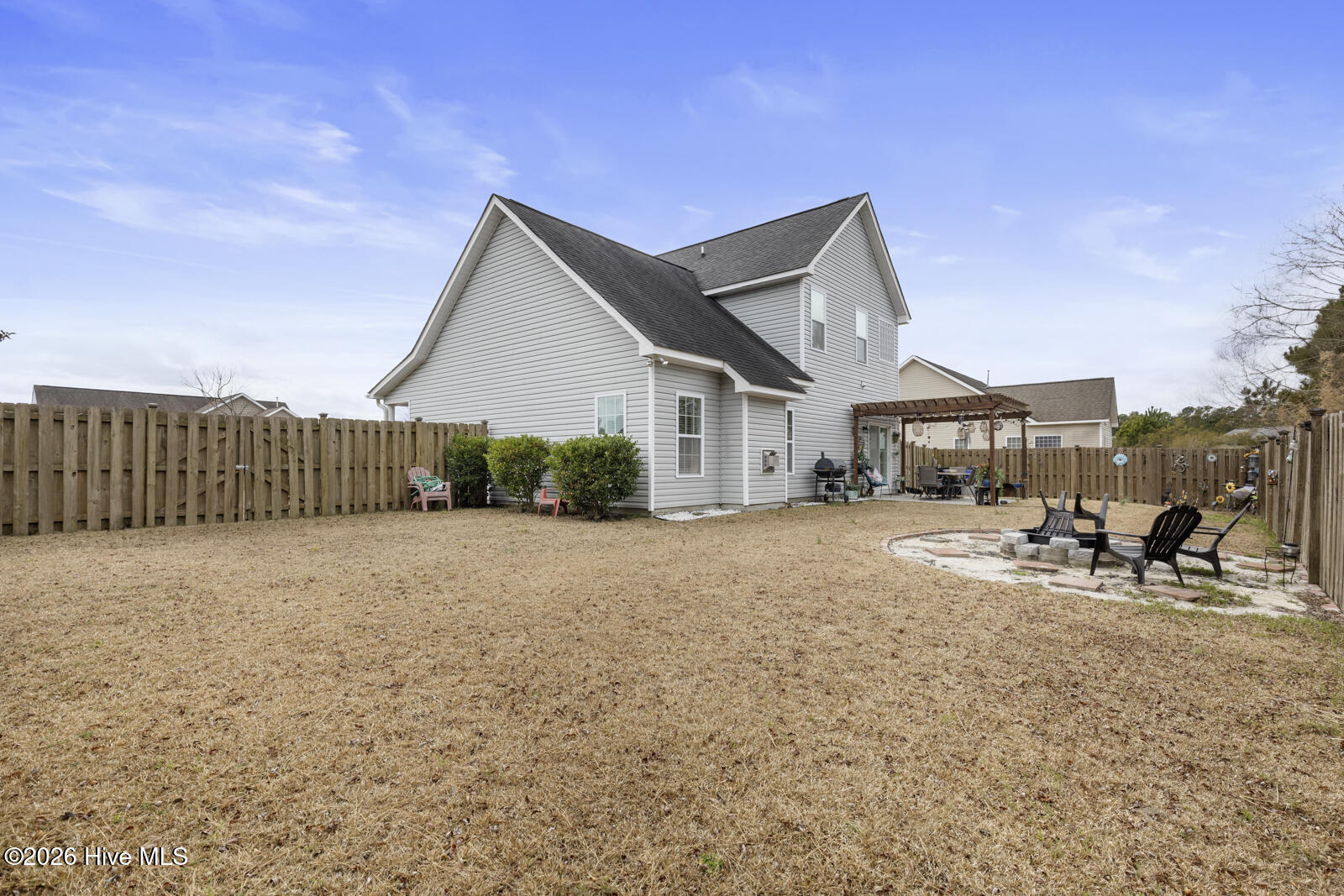 100555992 | Photo 33