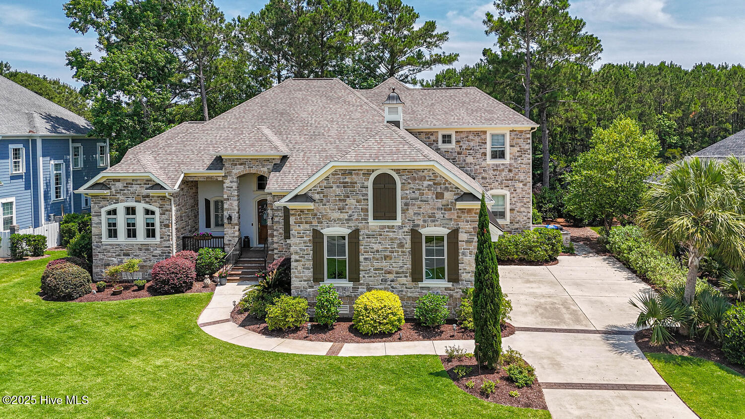 558 Westchester Pl SW Ocean-large-081-00