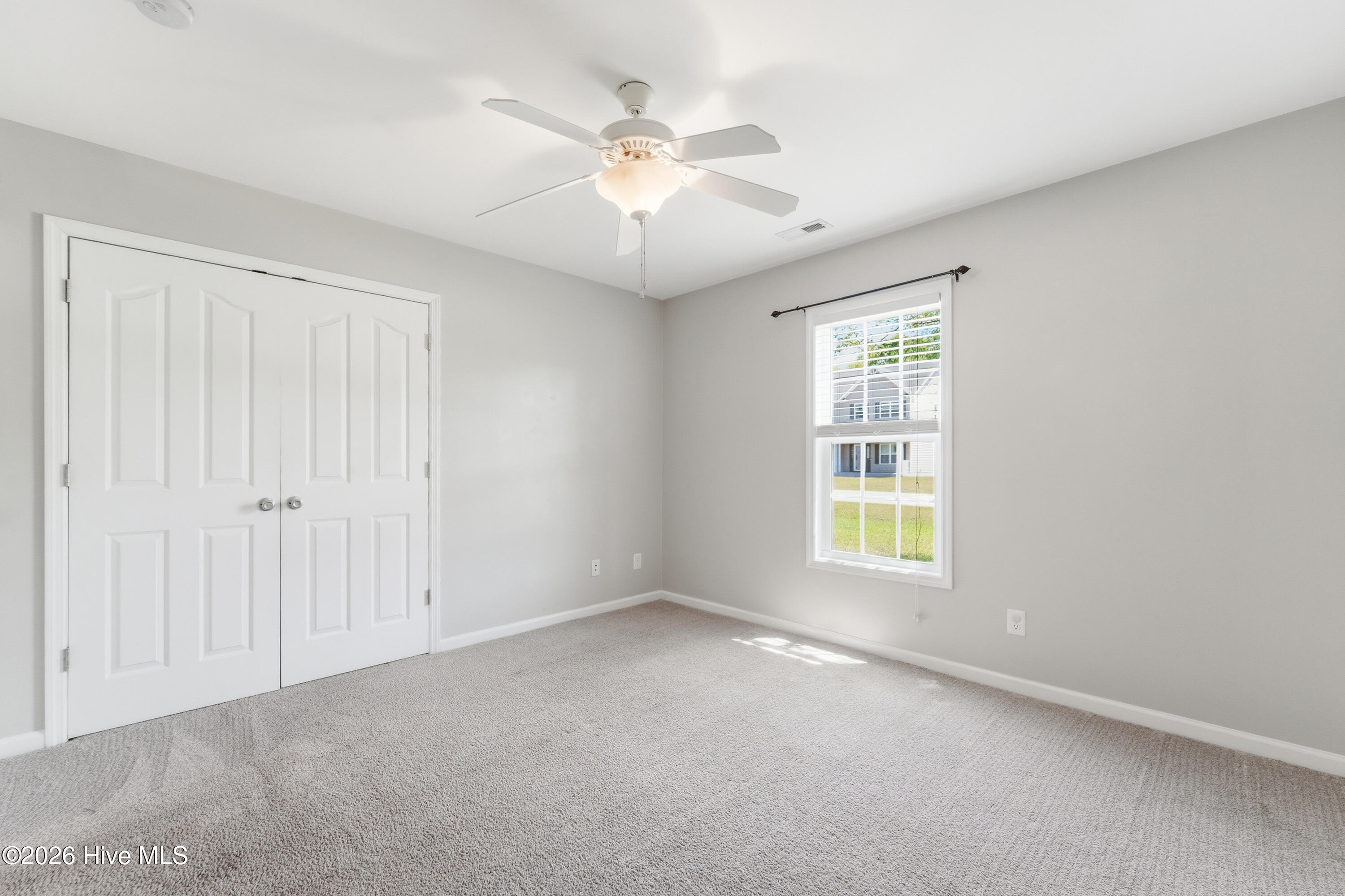 100568170 | Photo 33