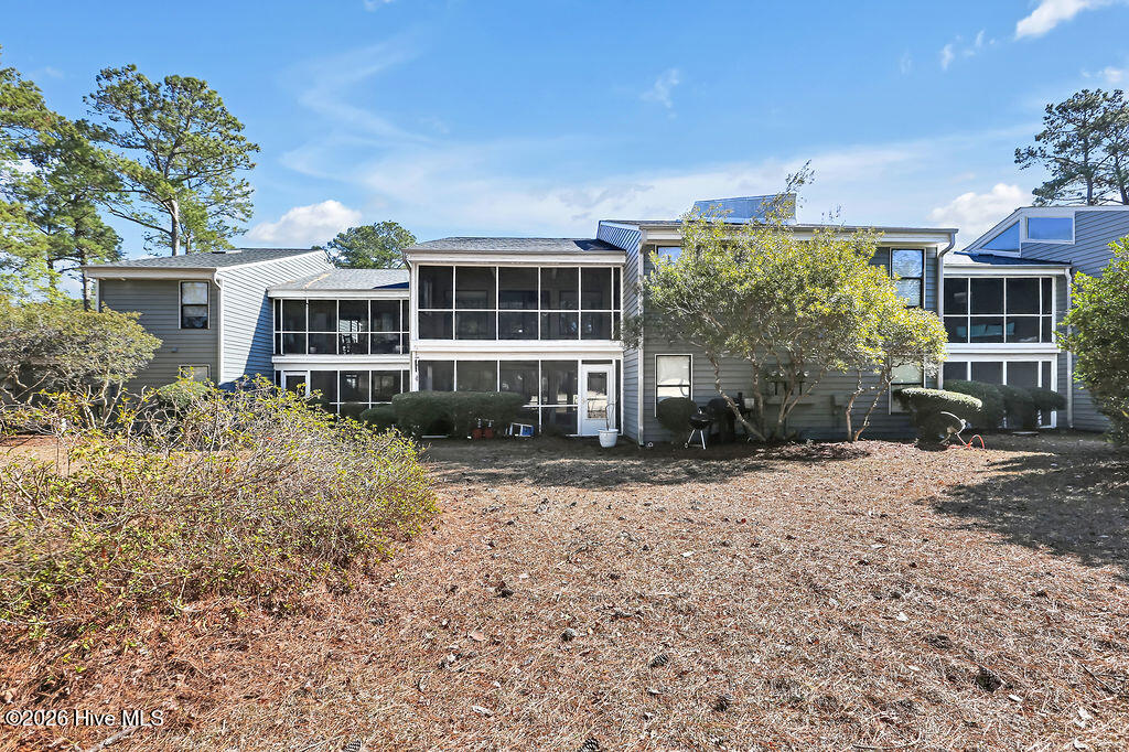 100556697 | Photo 32