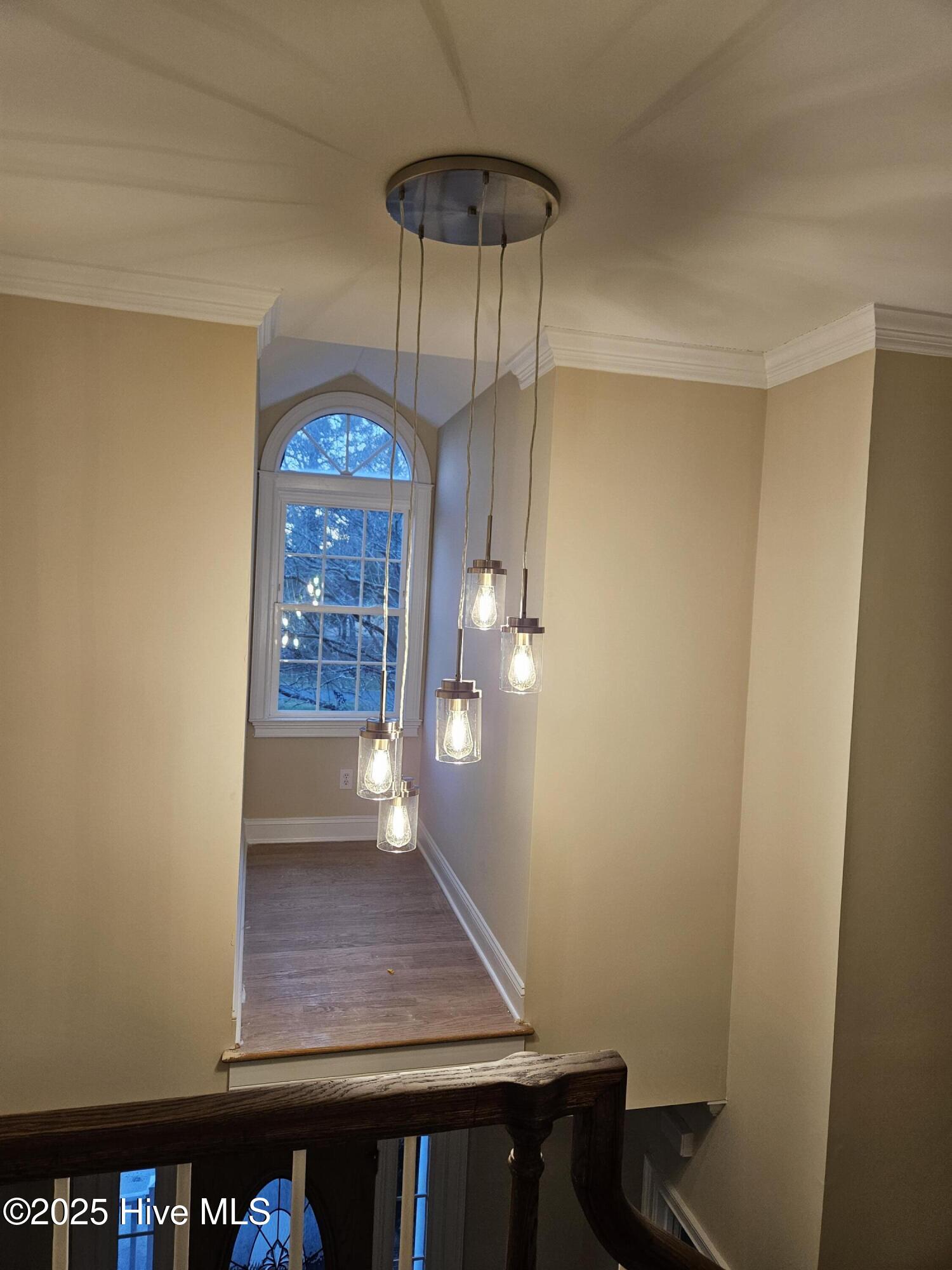 100545247 | Photo 14