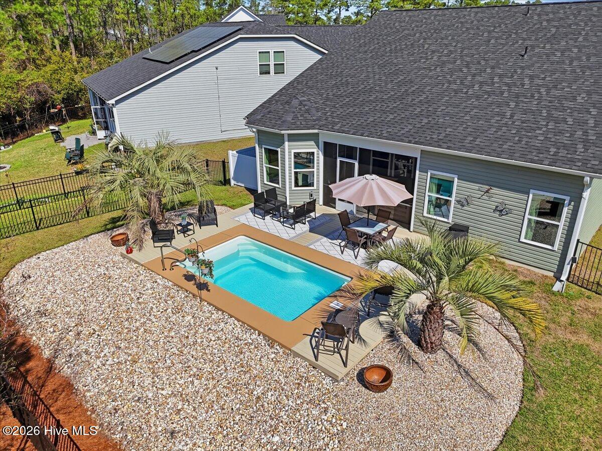 100560173 | Photo 79