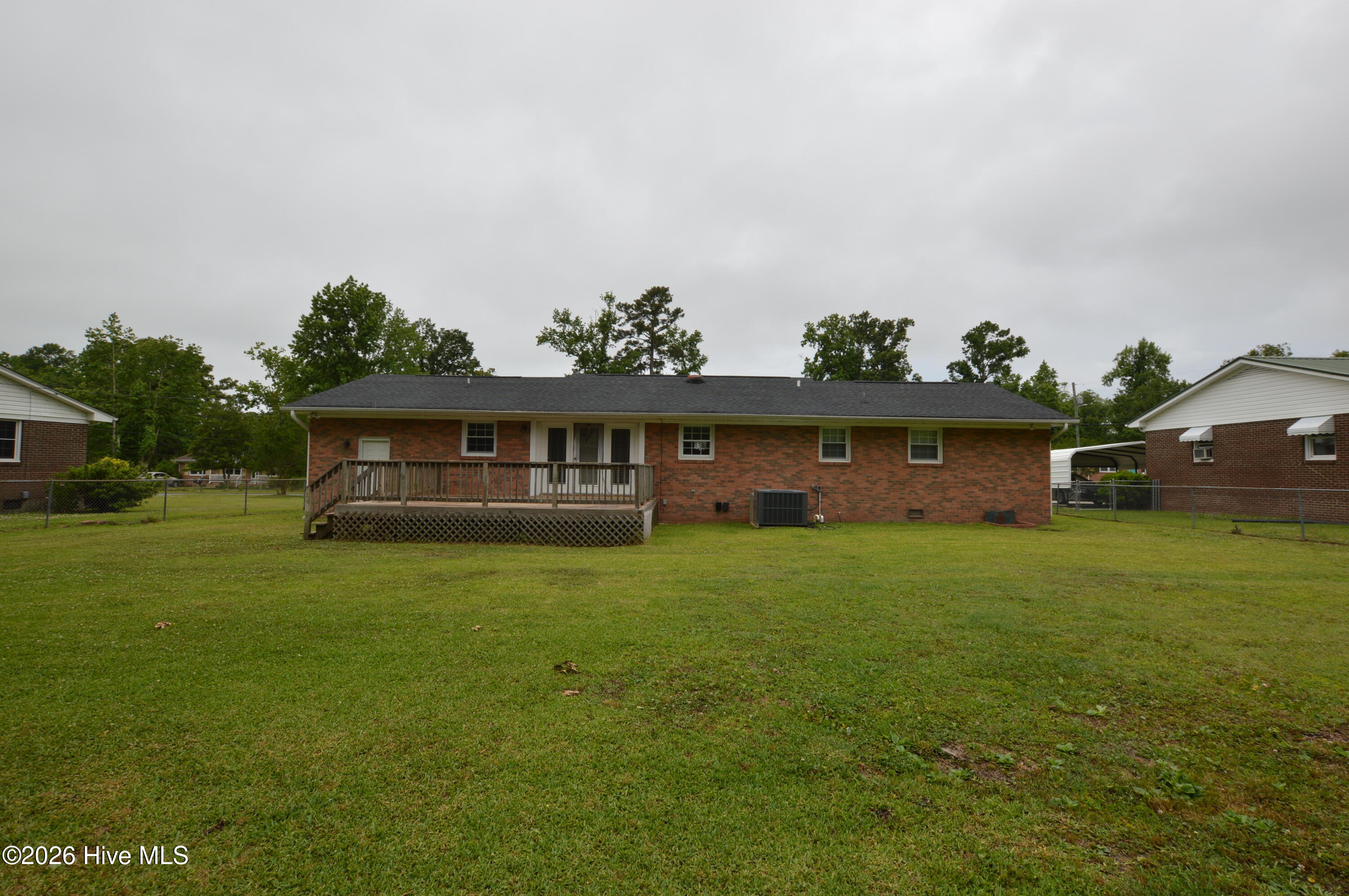 100564196 | Photo 19