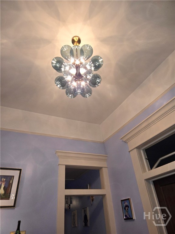 Foyer lighting that delights the eye and welcomes