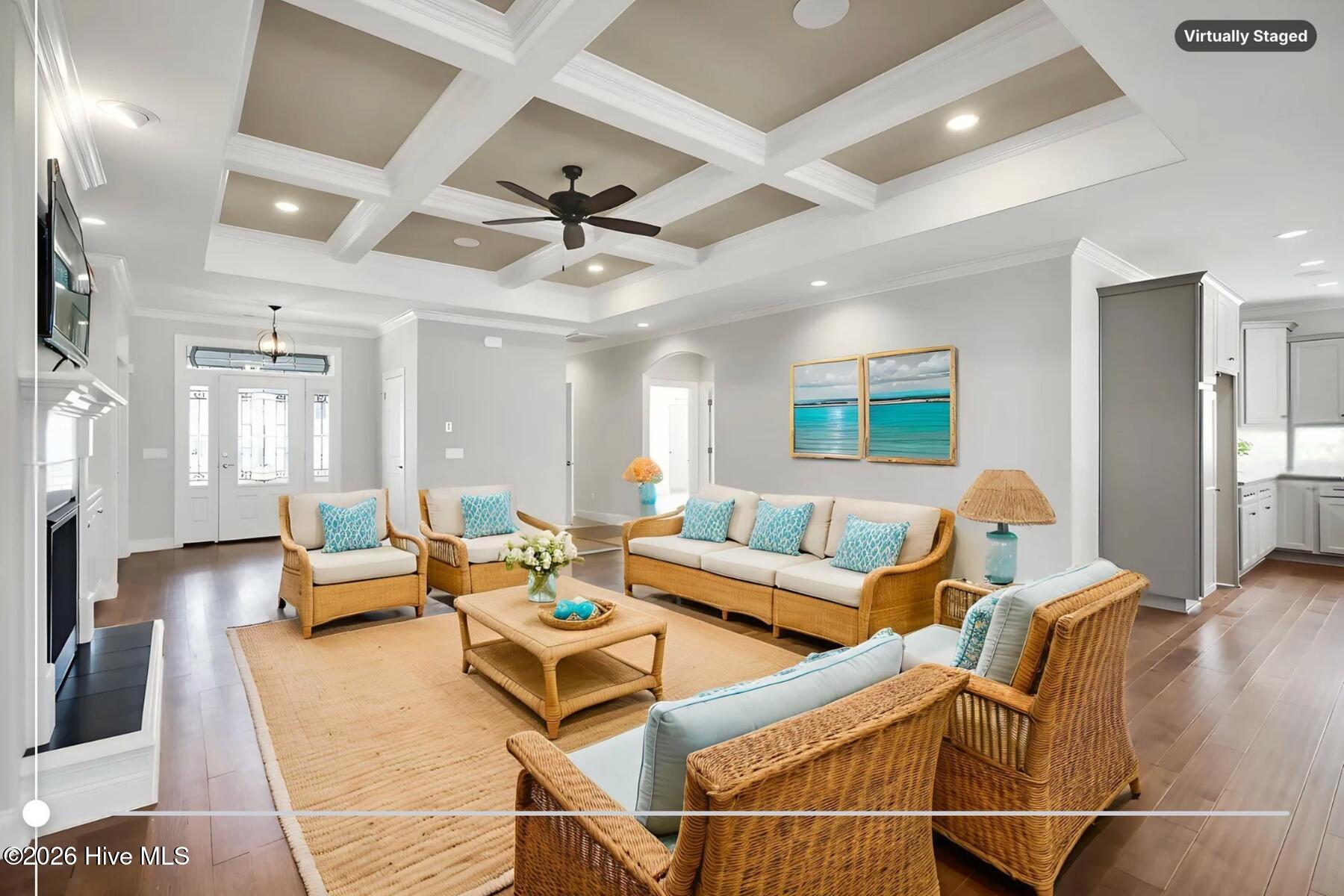 100555055 | Photo 13