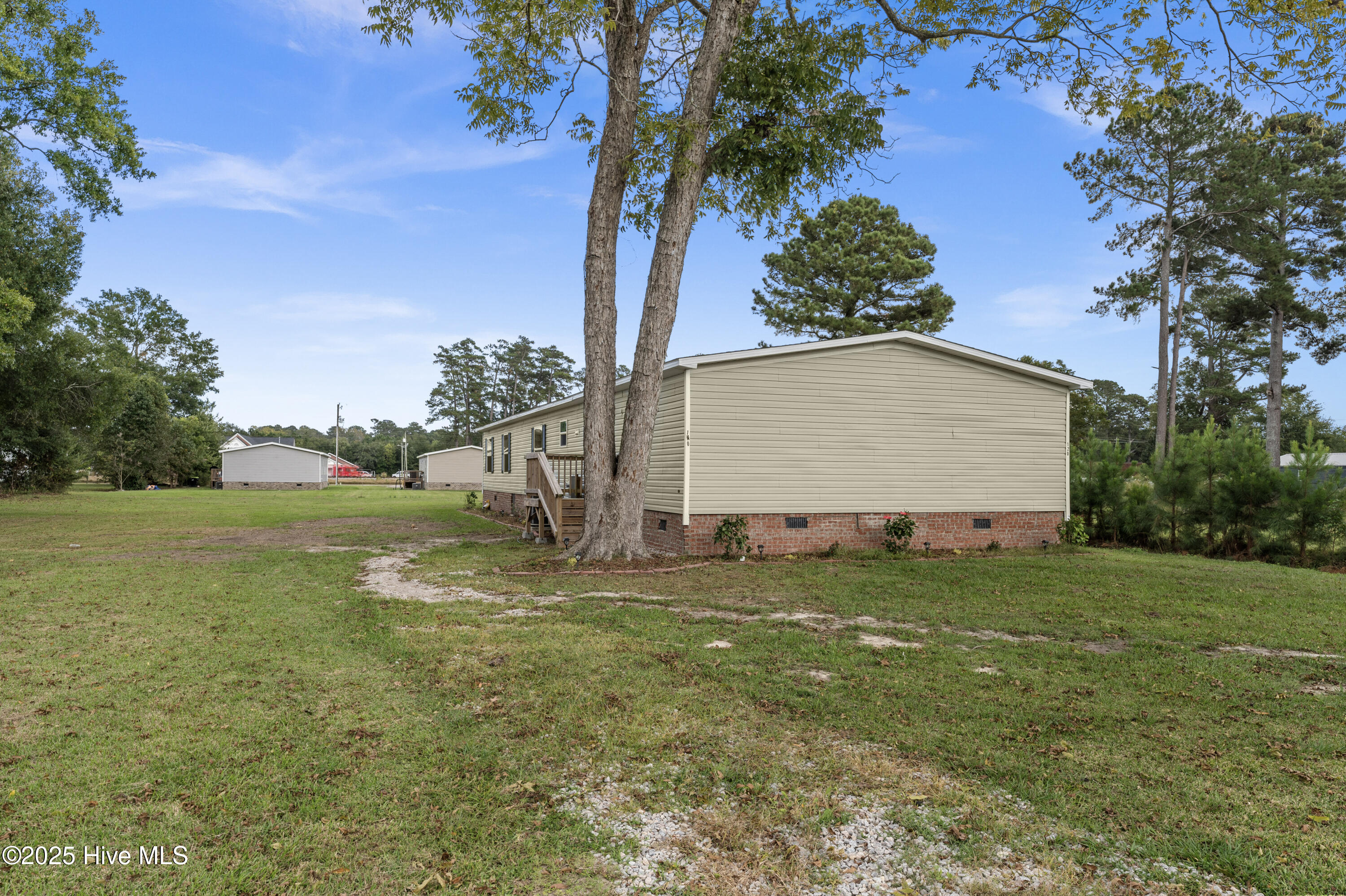 Homes for sale in Teachey, NC | 120 Nw First St, Teachey, NC 28464 | MLS# 100535533