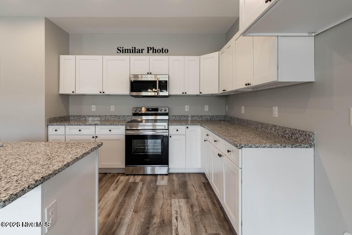 100559232 | Photo 21