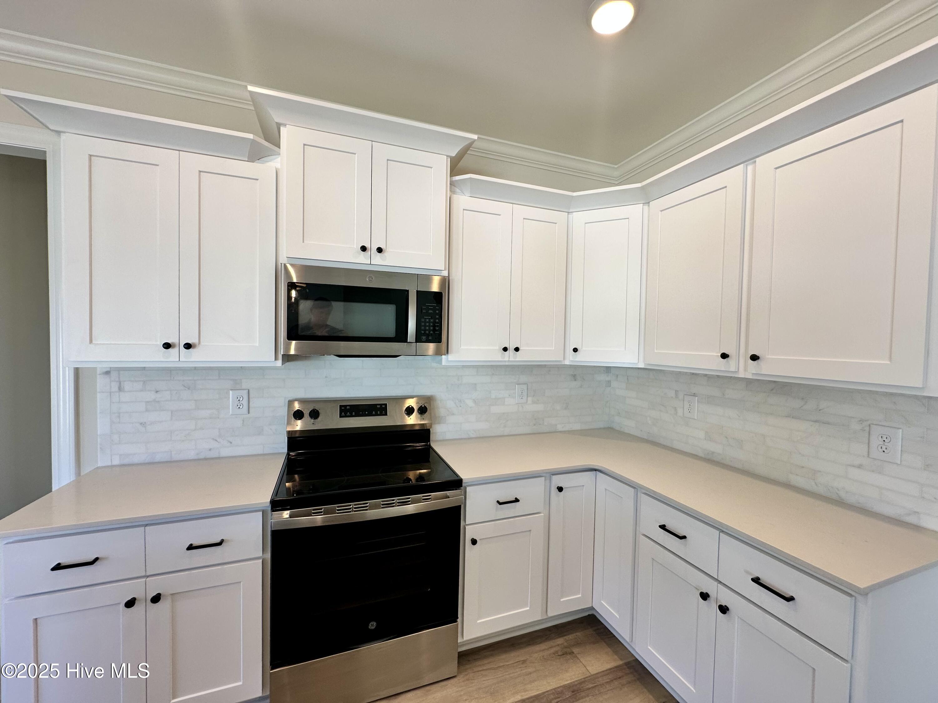 C6482DF8-7BBA-420A-AEDA-5B2DC33EBDC9