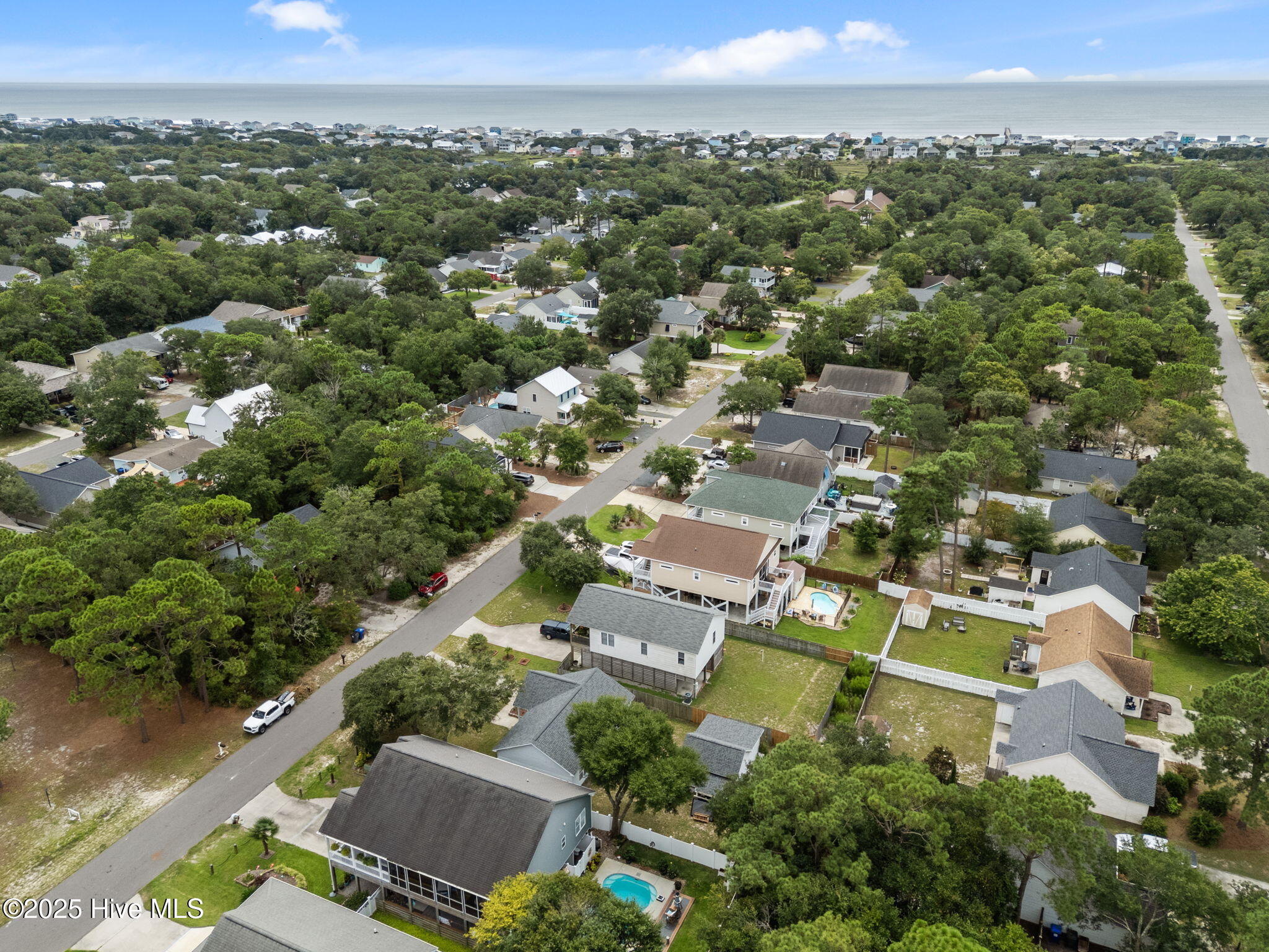 100526319 | Photo 48