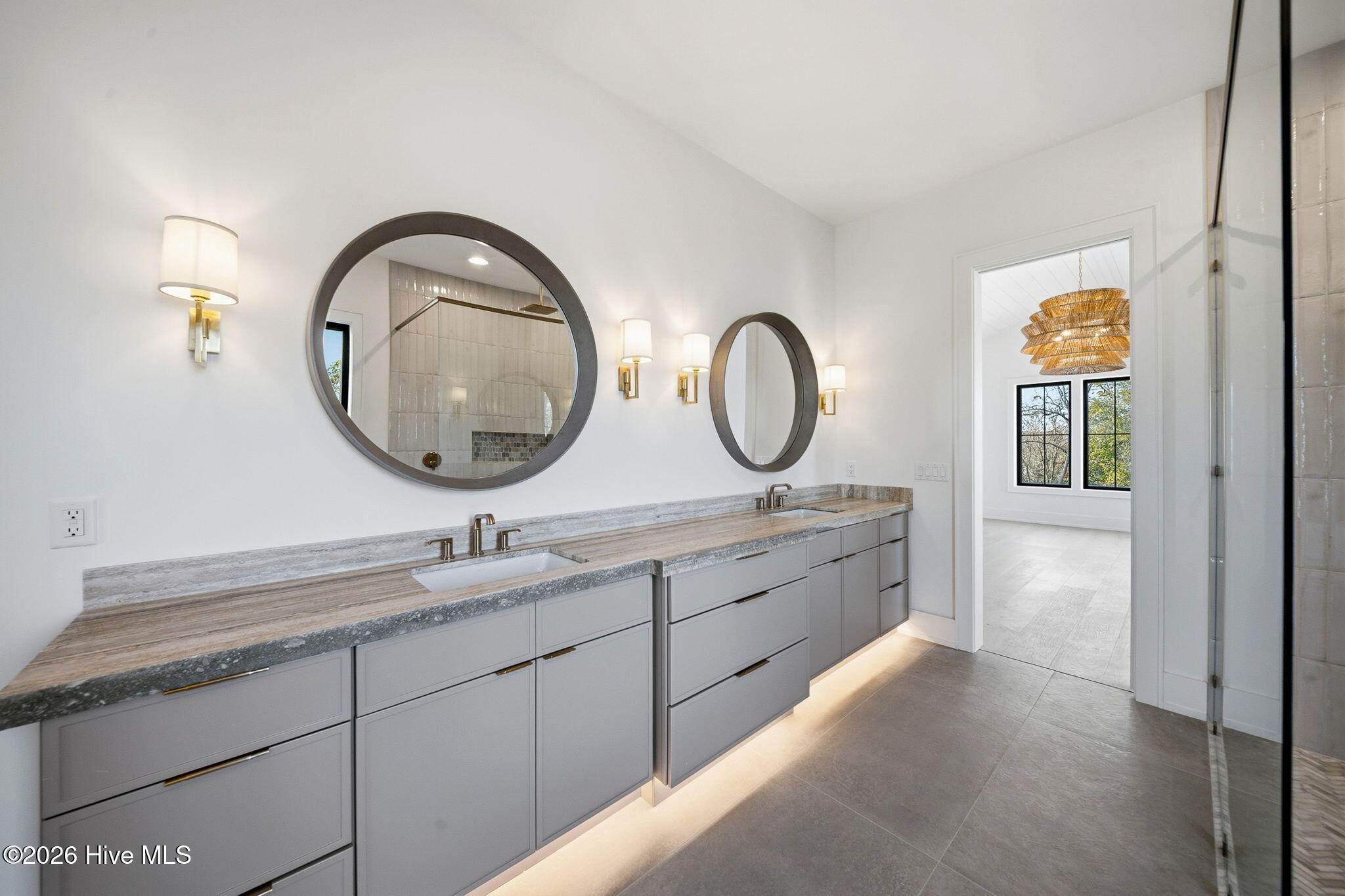 100500065 | Photo 39