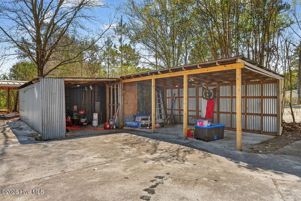 100562311 | Photo 14