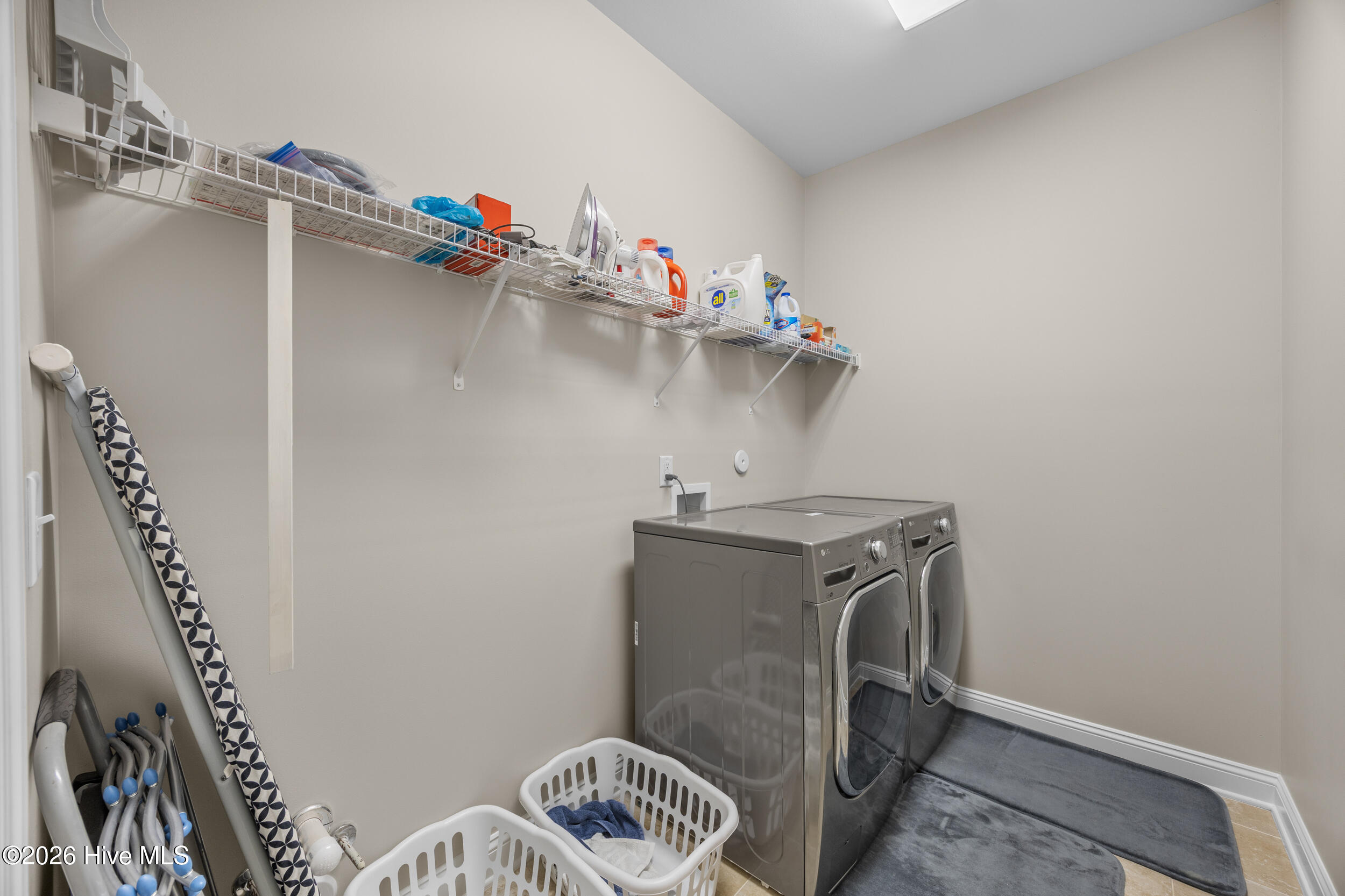 100564750 | Photo 31