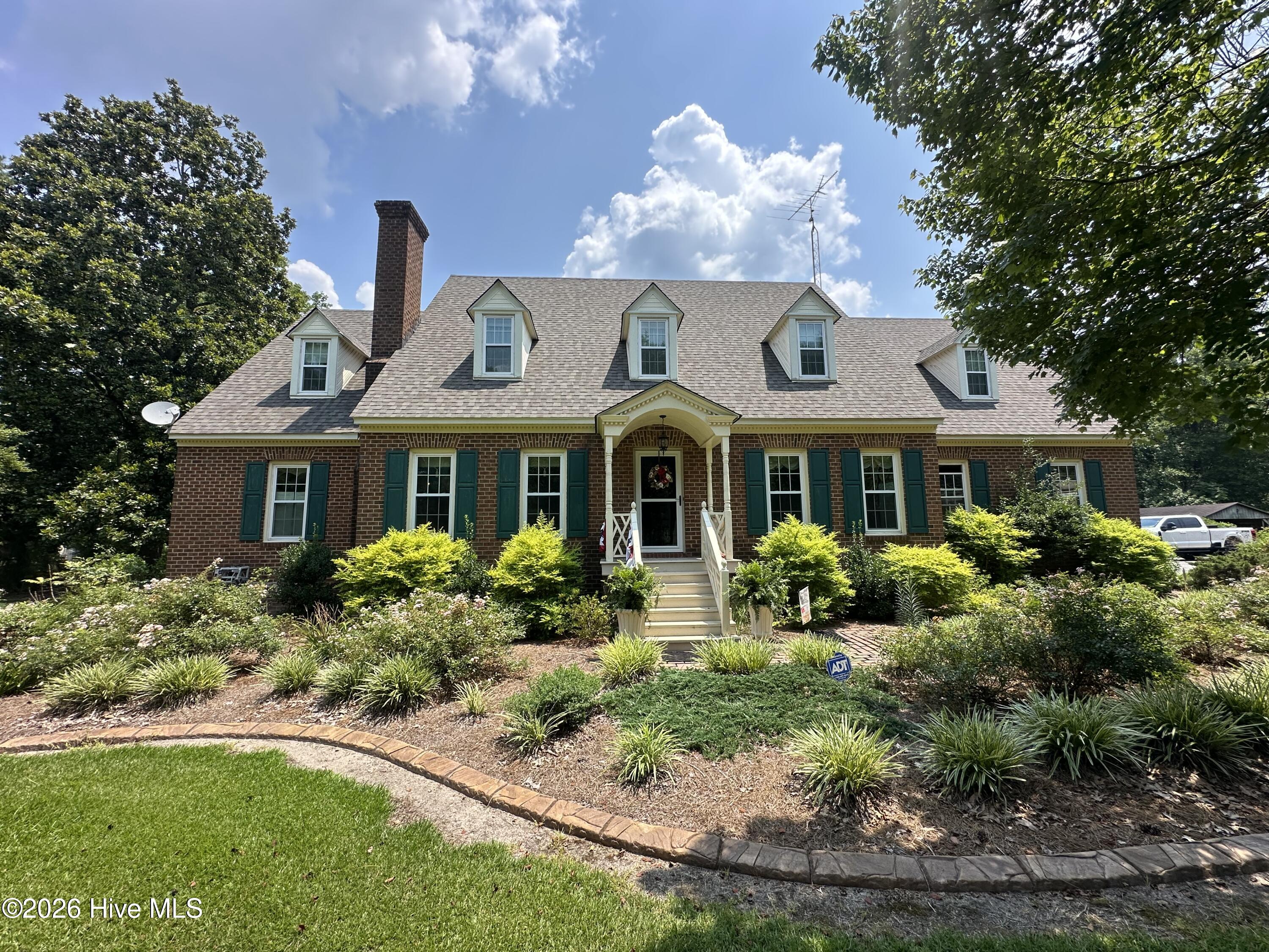 Featured listings Featured listings