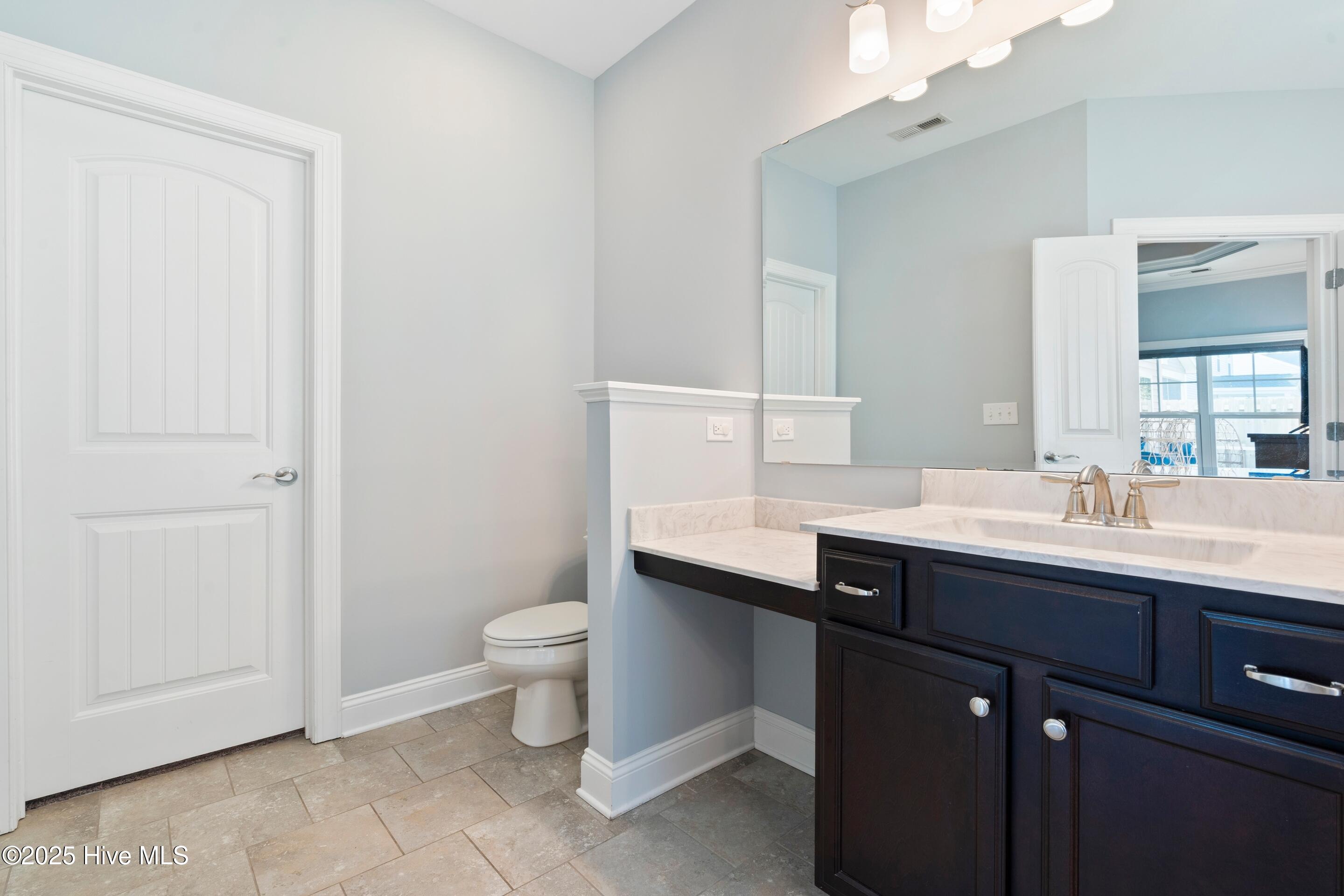 100539123 | Photo 28