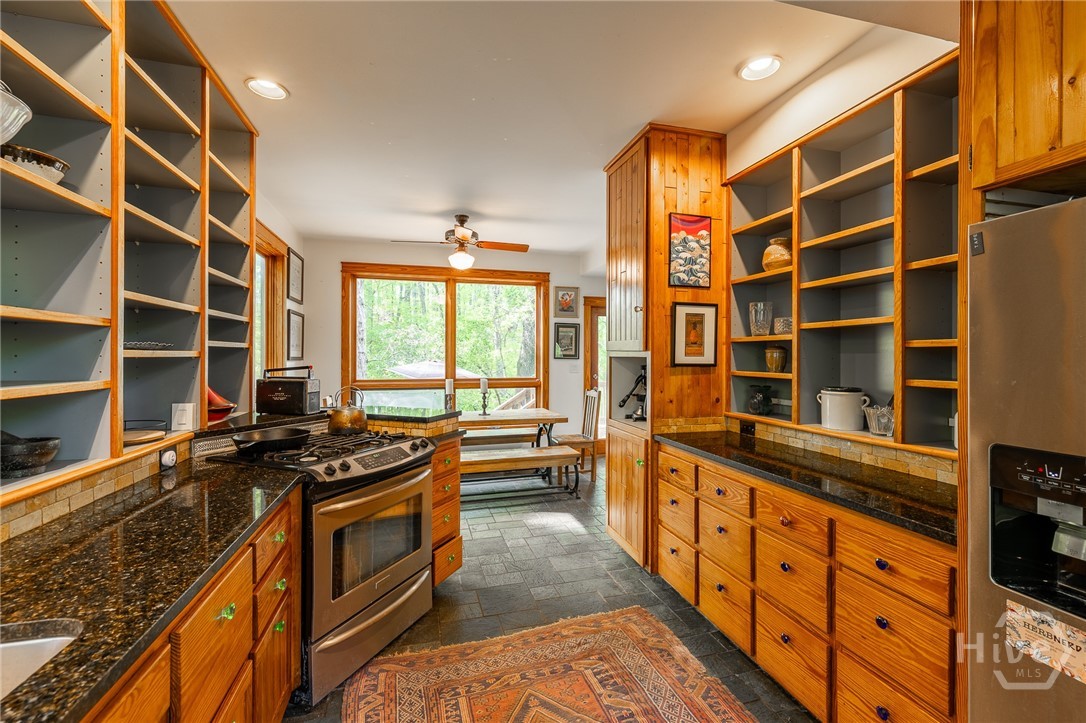150 Hidden Hills Lane