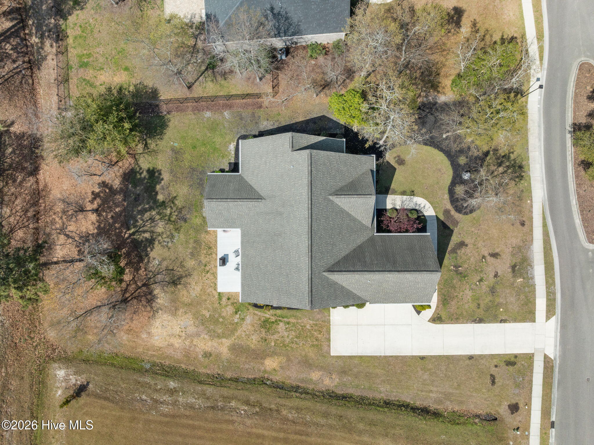 100562487 | Photo 58