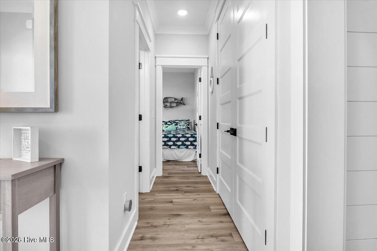 100565716 | Photo 11