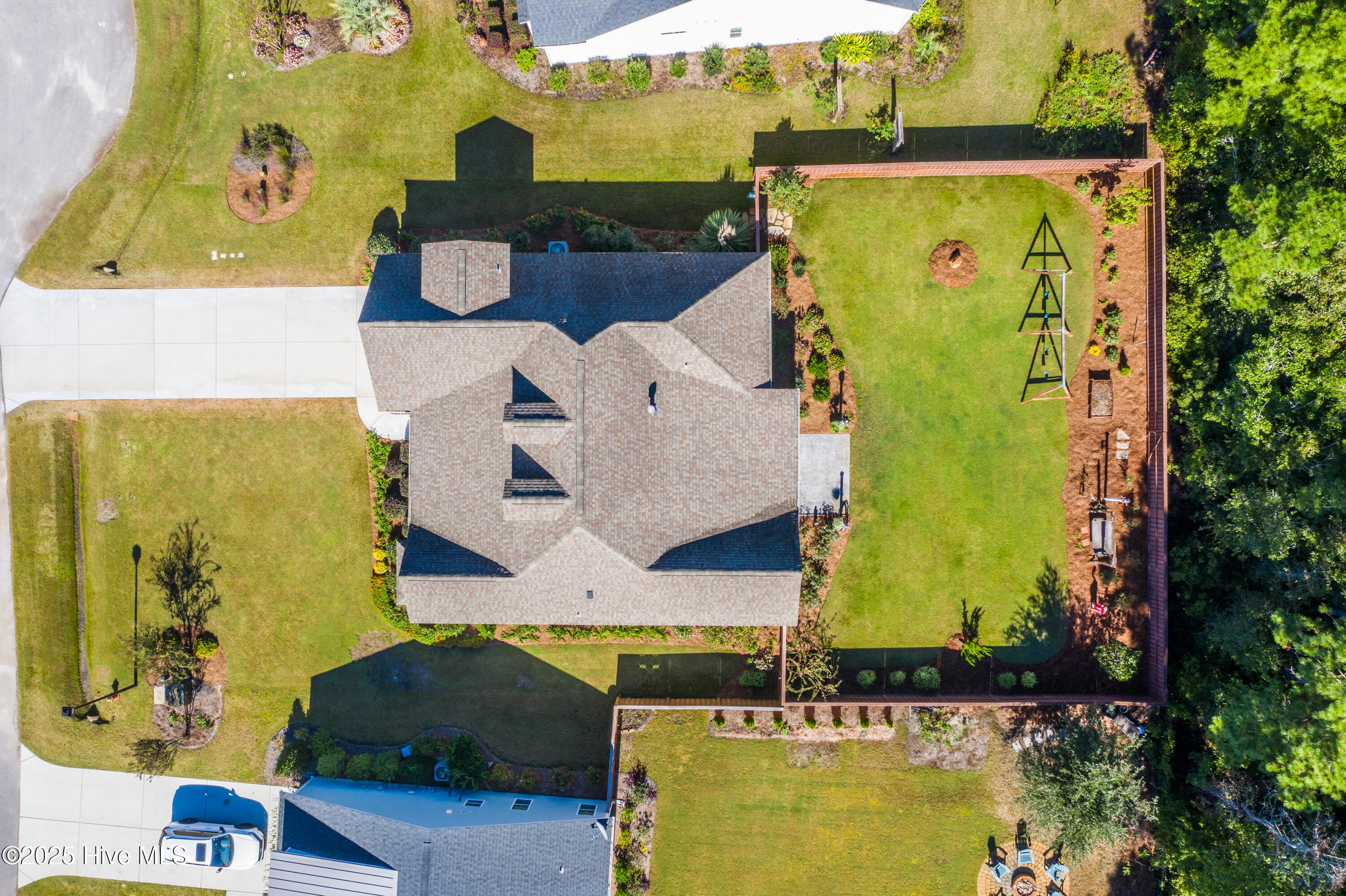 100536758 | Photo 34