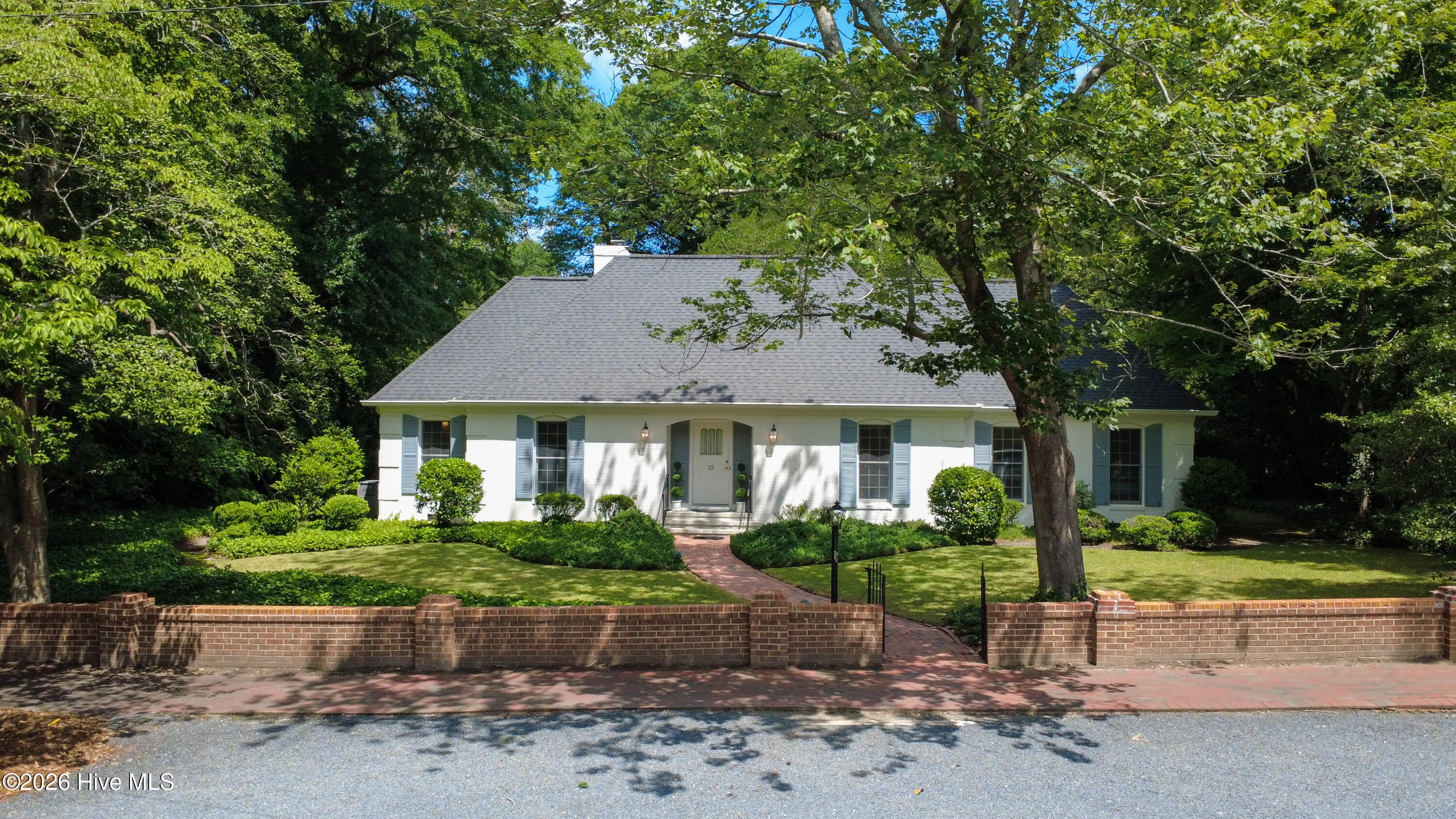 25 Magnolia Rd