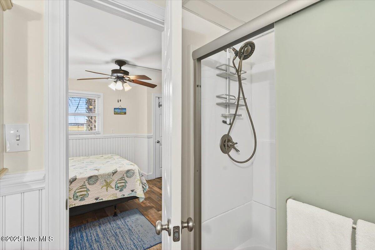 100538362 | Photo 38