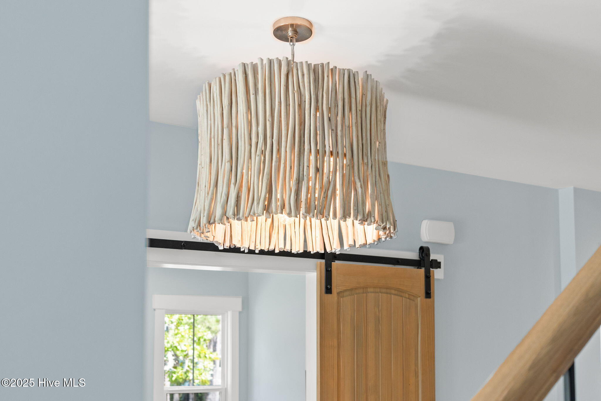 100516887 | Photo 64