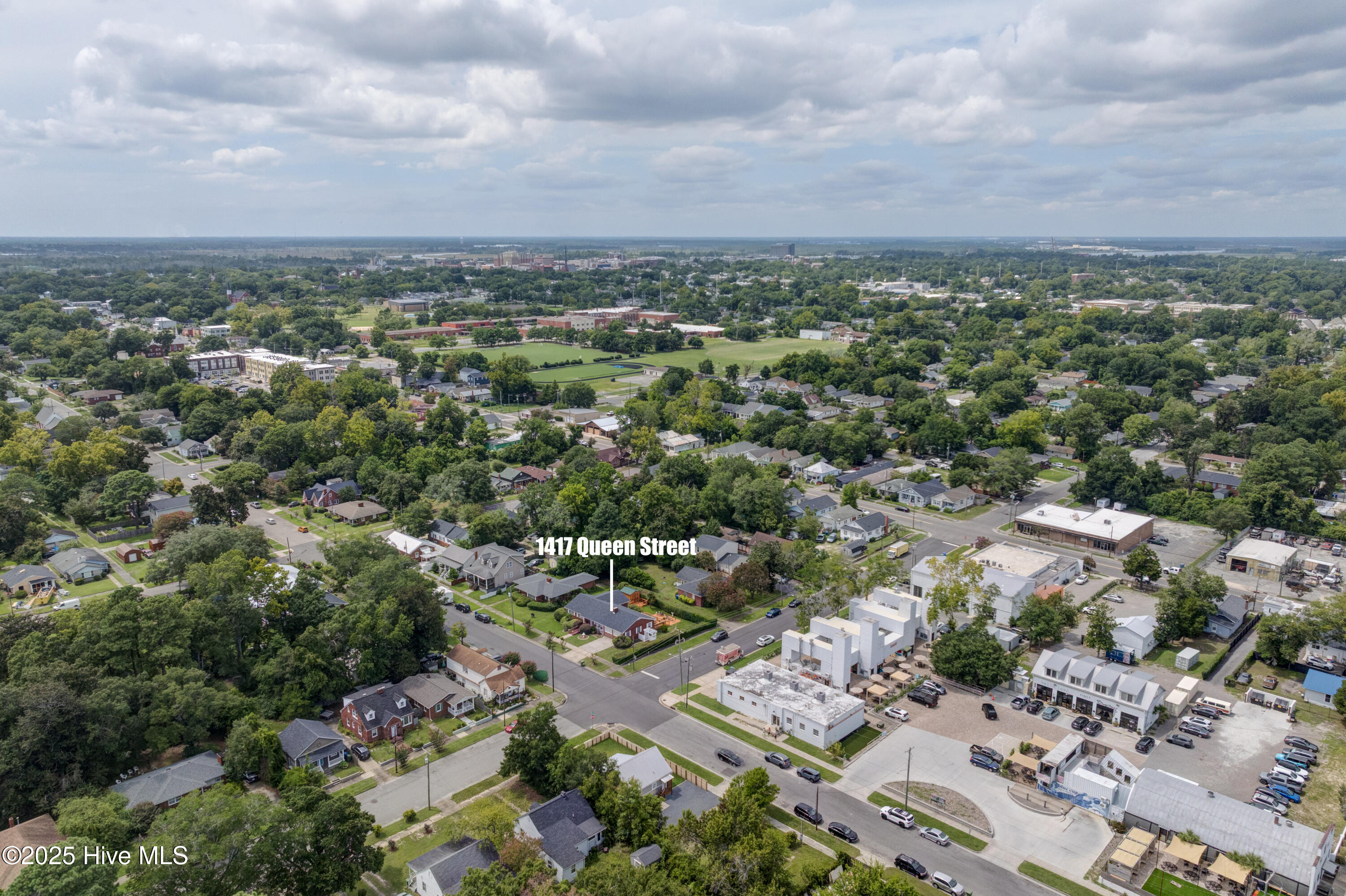 100523931 | Photo 52