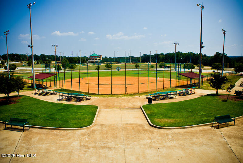 Diamond Lakes Park