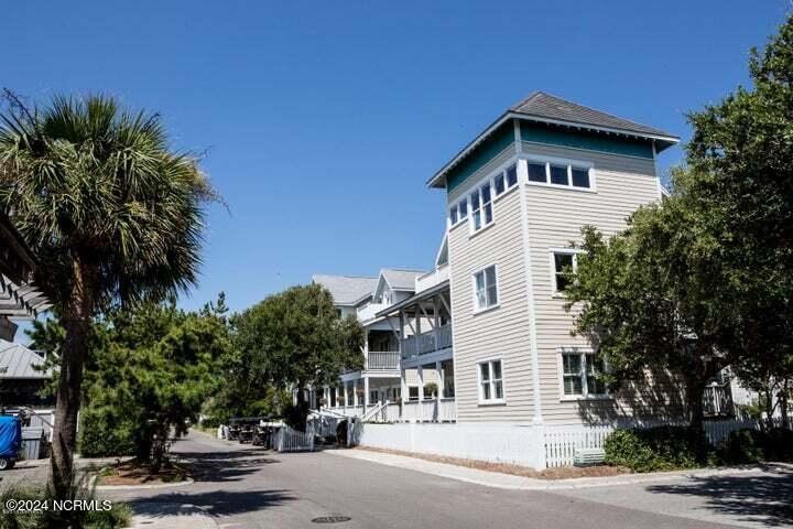 100494971 | Photo 23