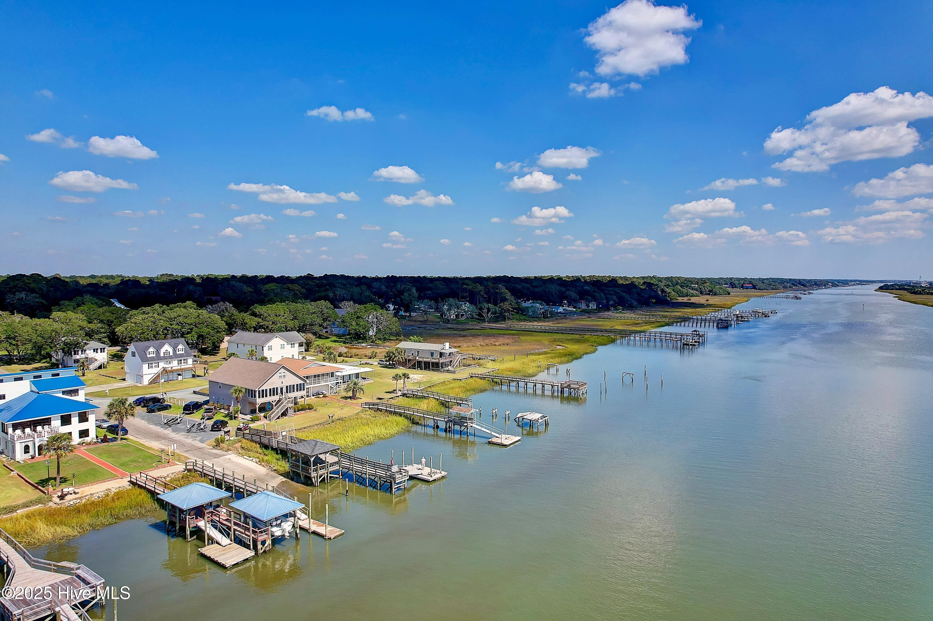 100565495 | Photo 41