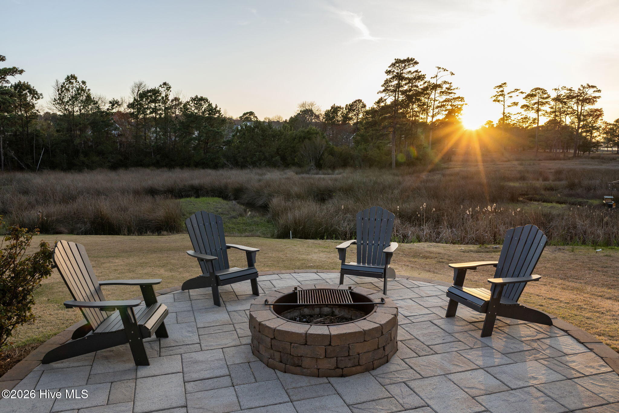 100560344 | Photo 11