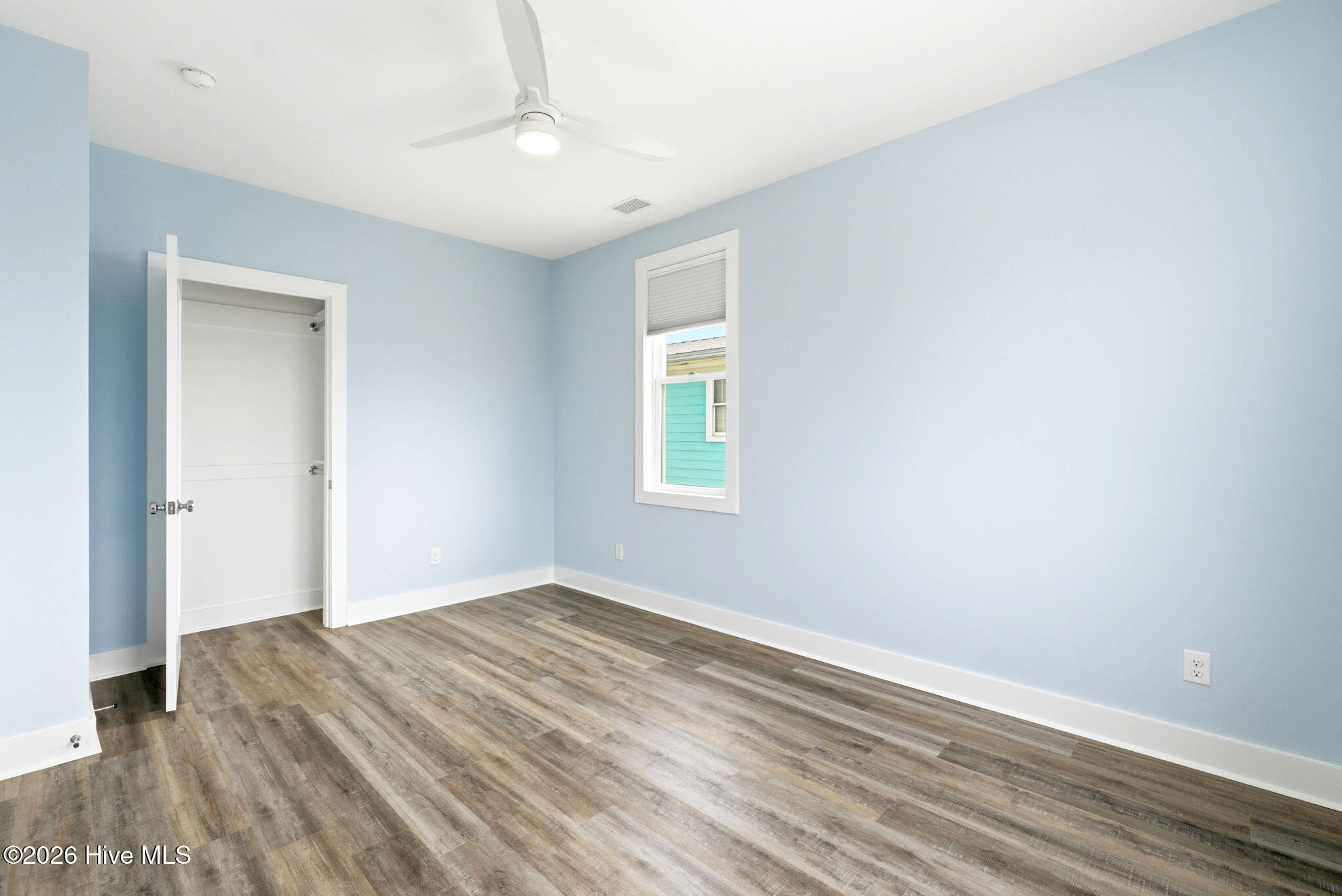 100564360 | Photo 20