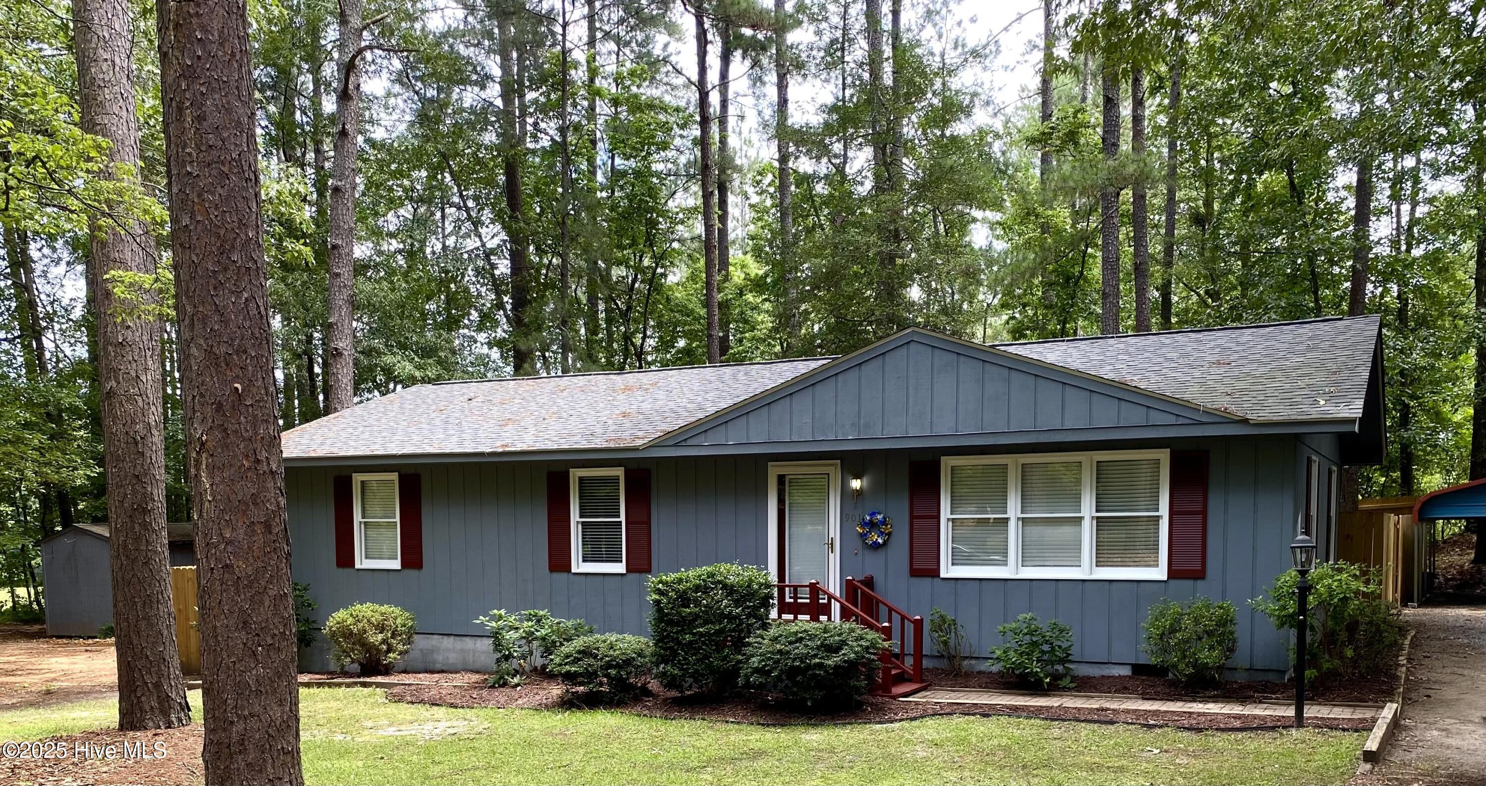 901 Heather Trail