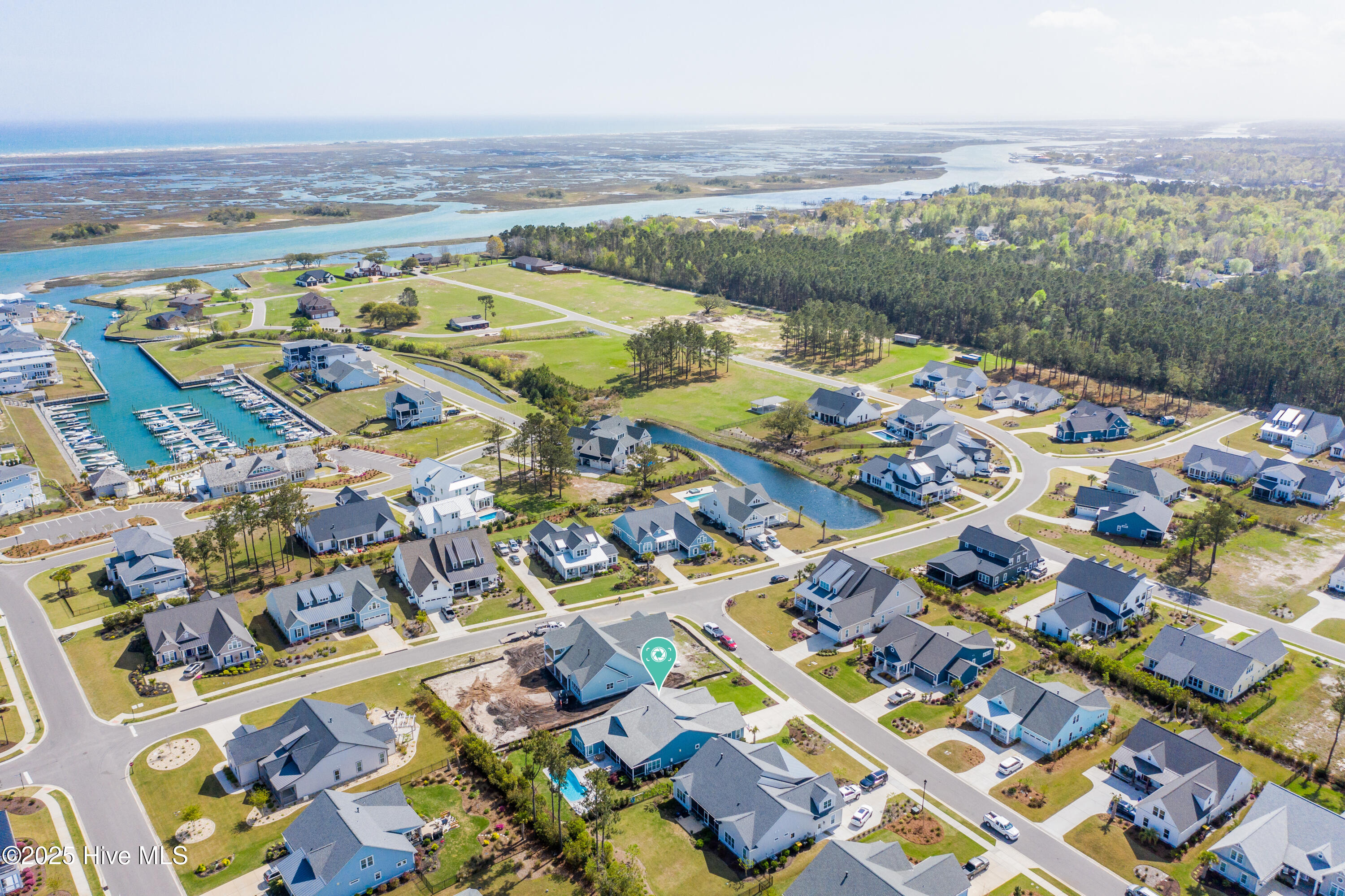 100557046 | Photo 40