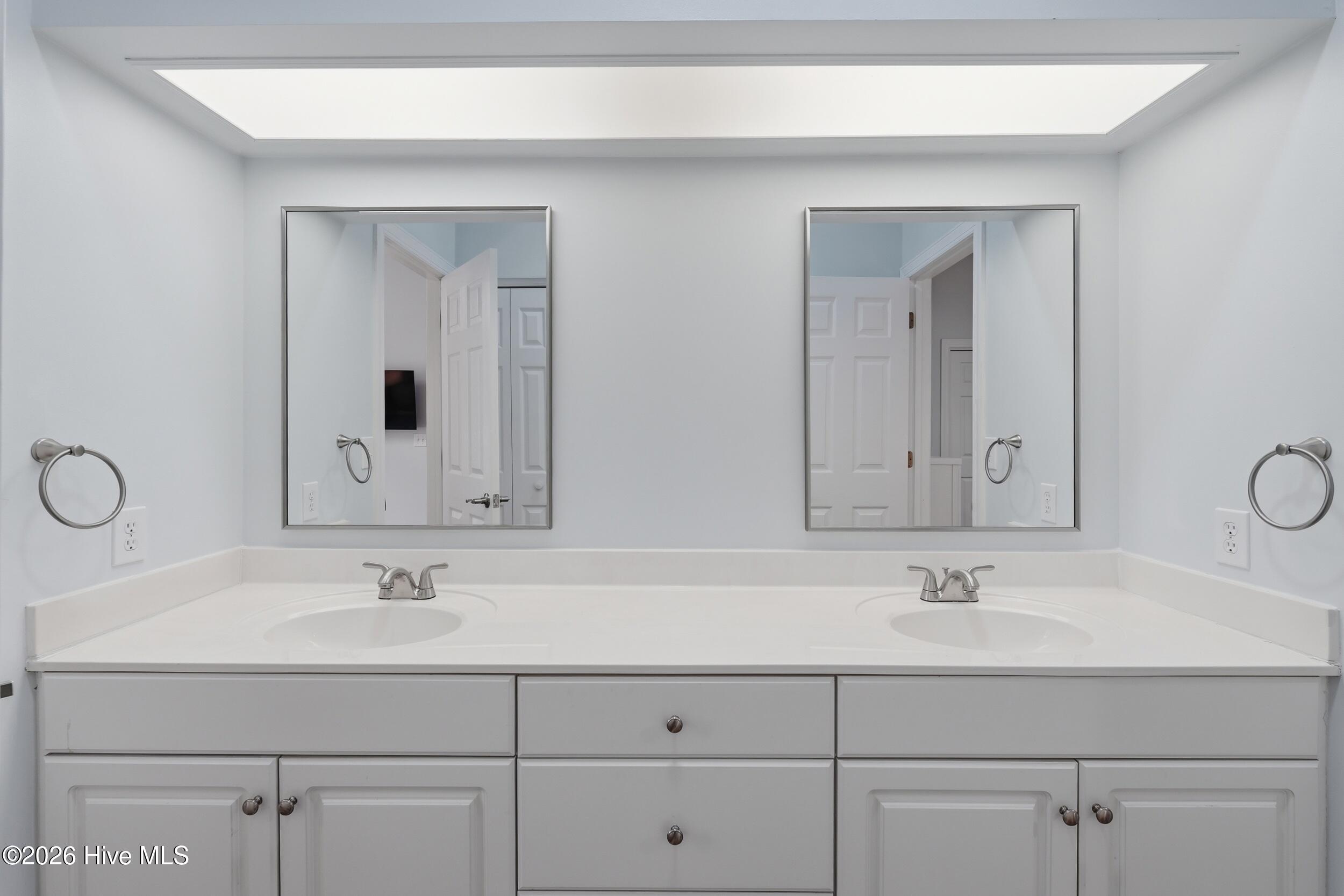 100559694 | Photo 34