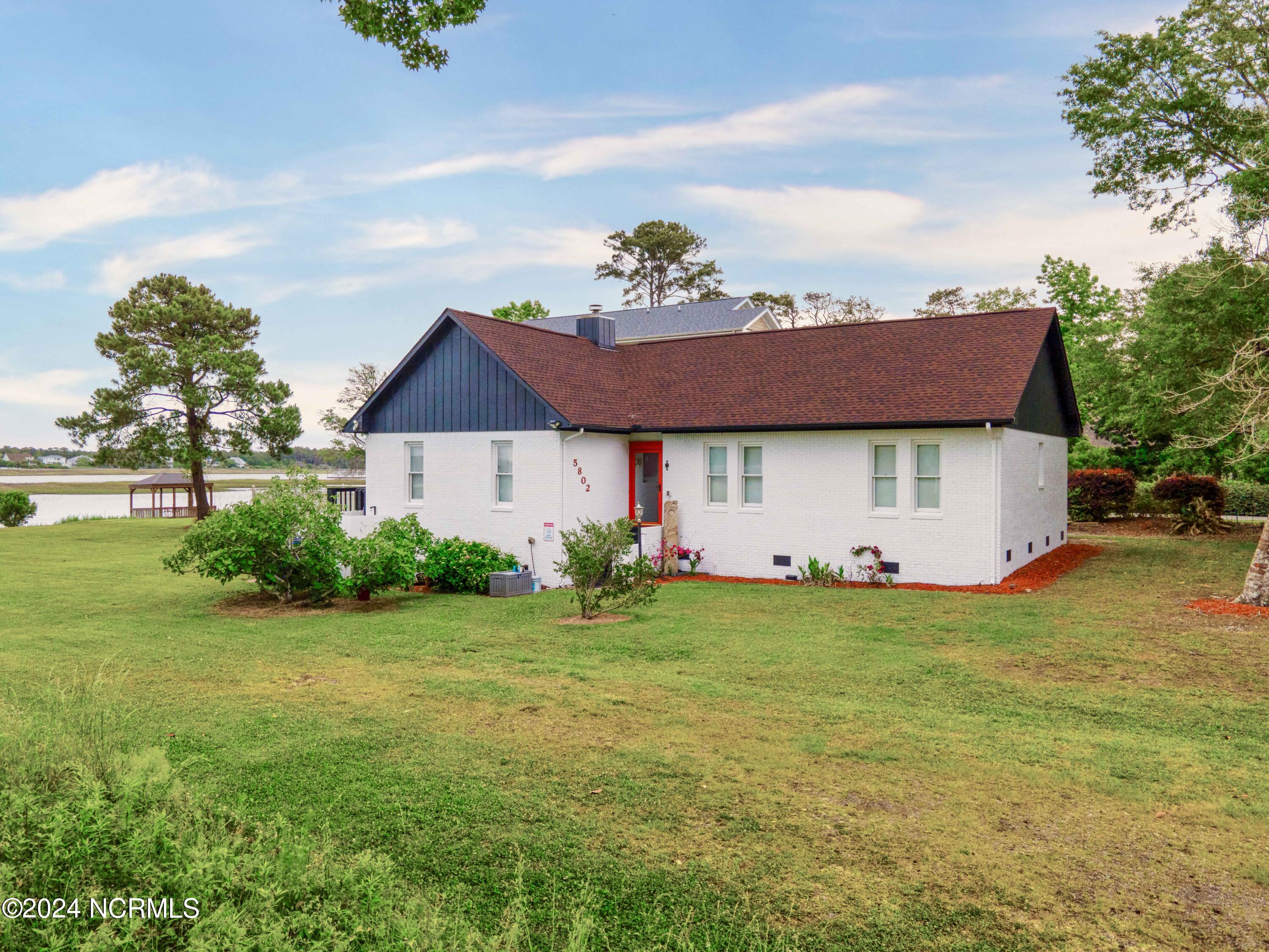 100560914 | Photo 79