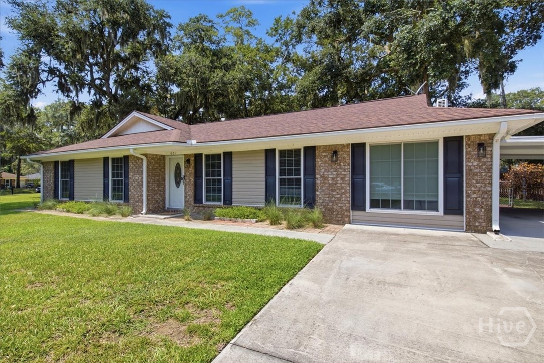 1st image of 601 Leaning Oaks Dr, Savannah, GA 31410 | MLS# SA361757