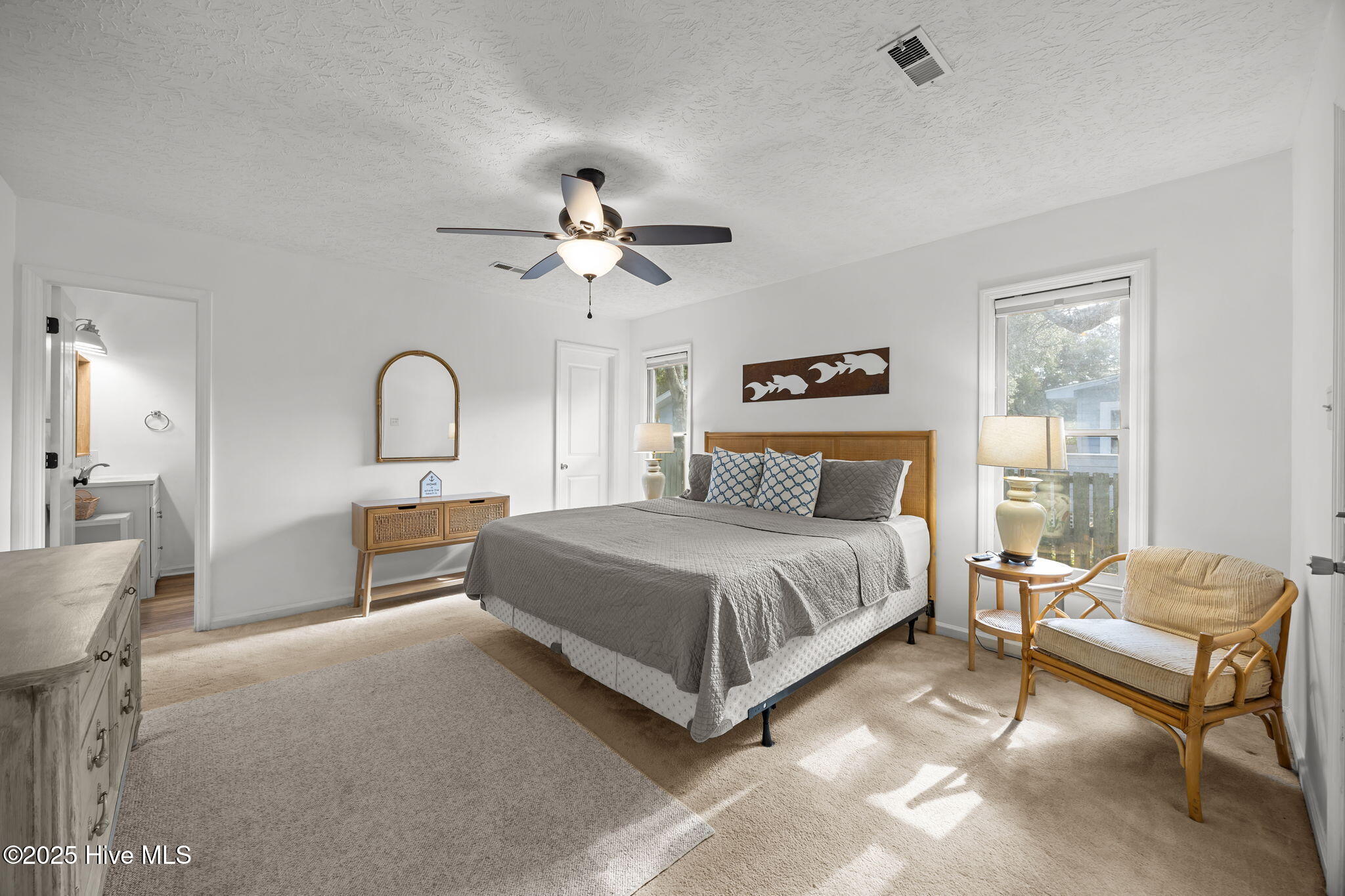 100522613 | Photo 31