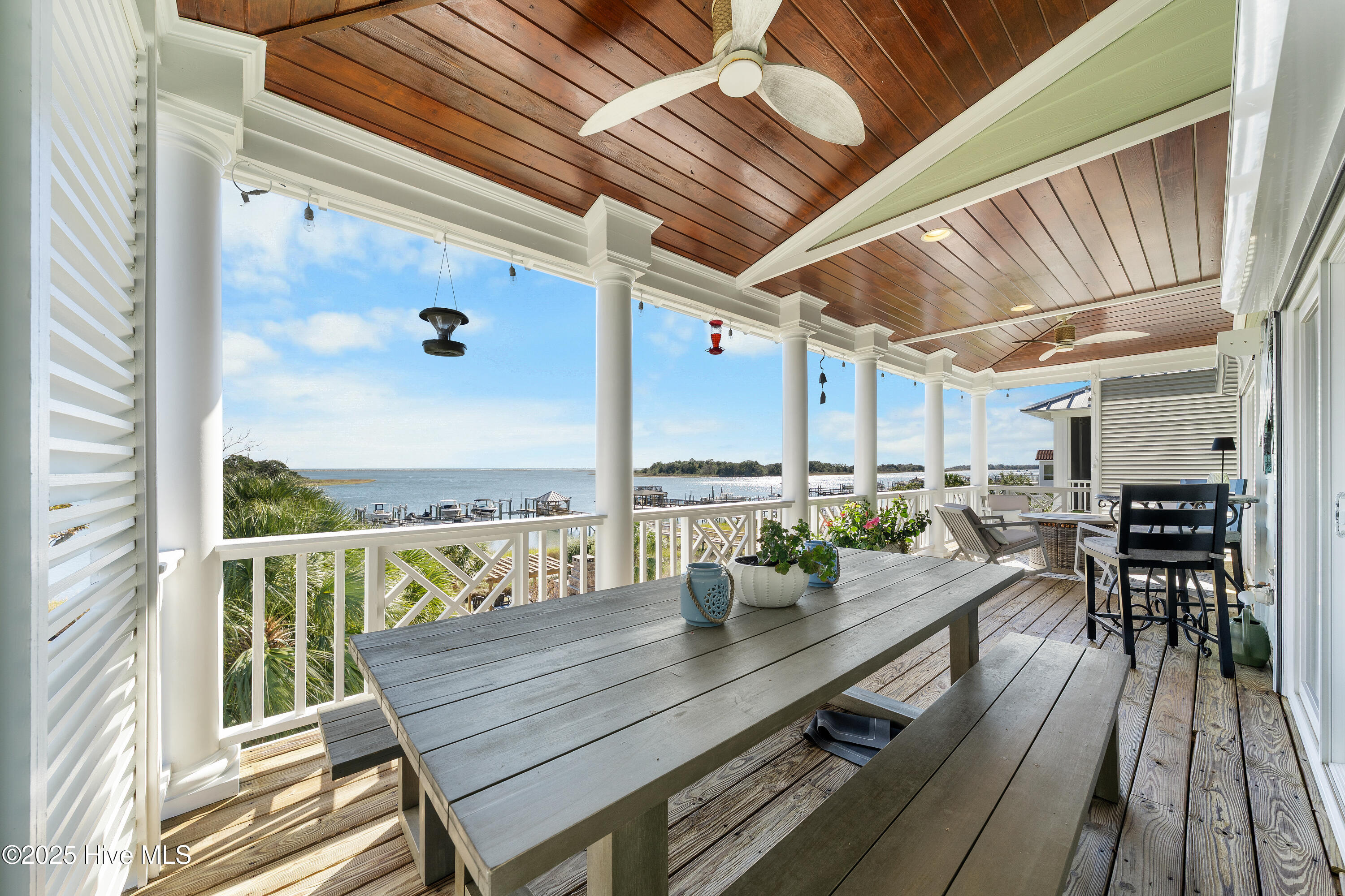 100541249 | Photo 54