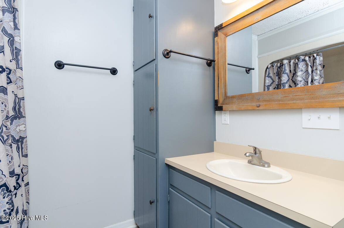 100511251 | Photo 19